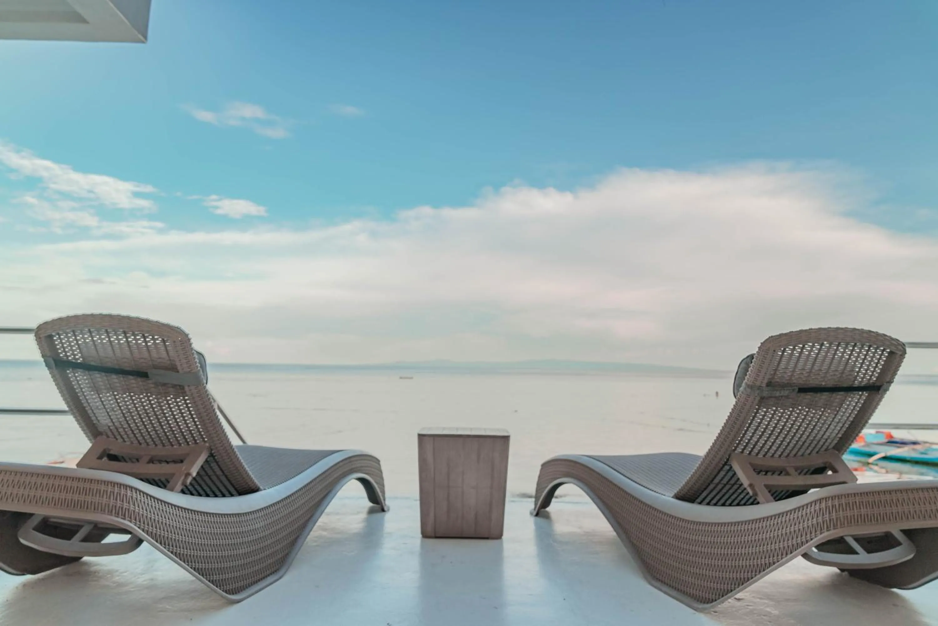 Balcony/Terrace in GT Seaside Inn