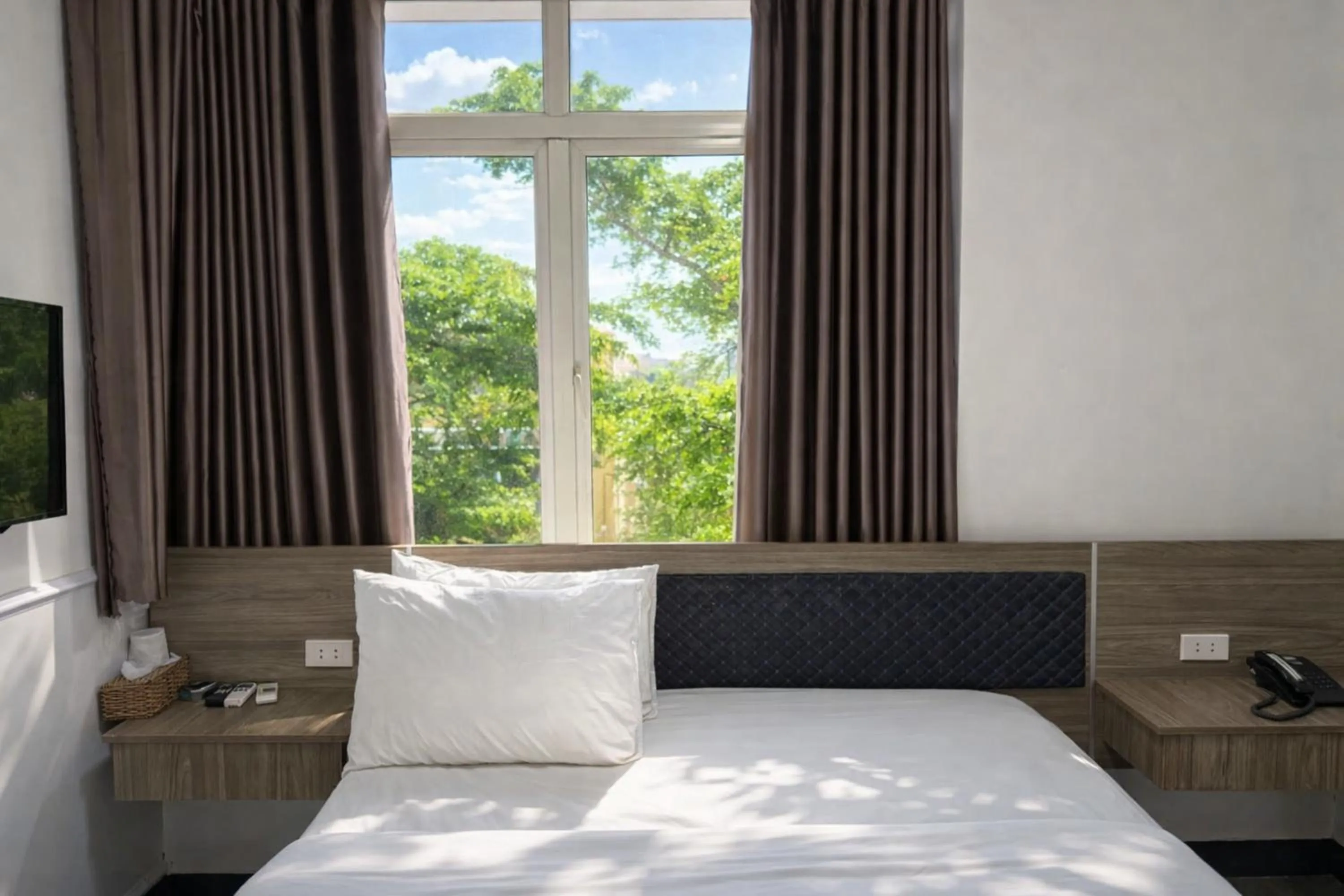 Bed in Minh Hà Hotel Hồ Chí Minh