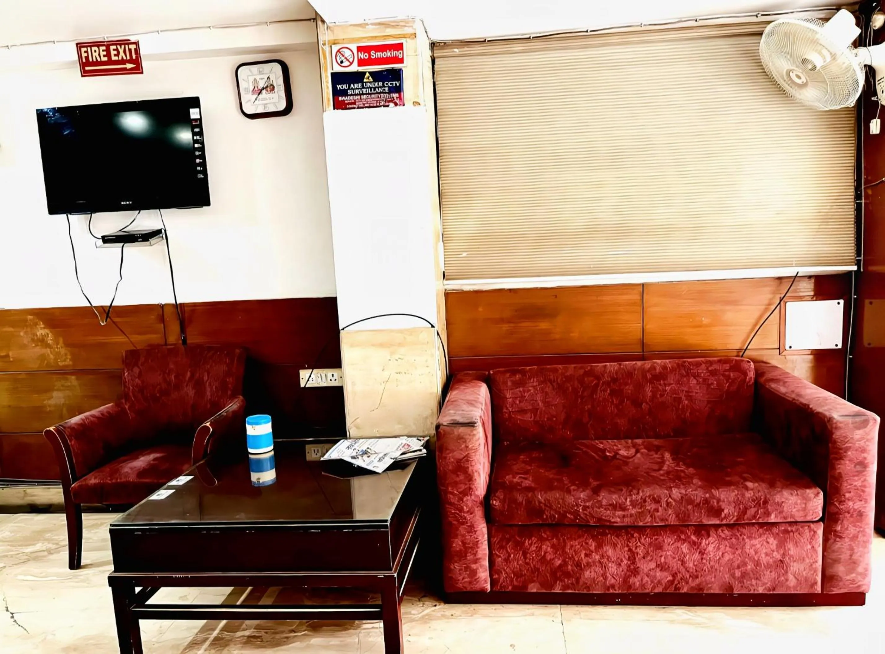 Seating area in Hotel Florence Legacy