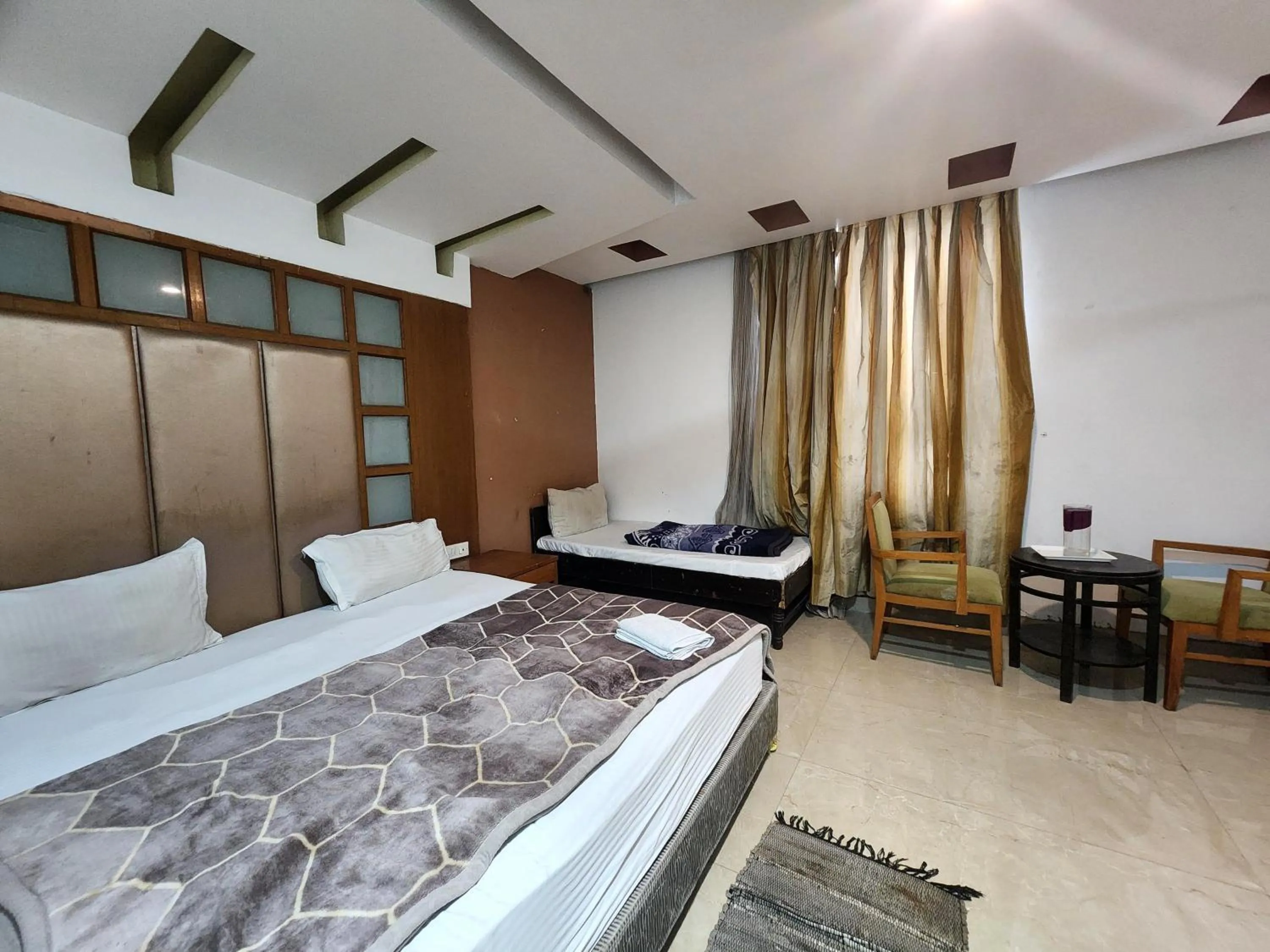 Bedroom, Bed in Hotel Florence Legacy