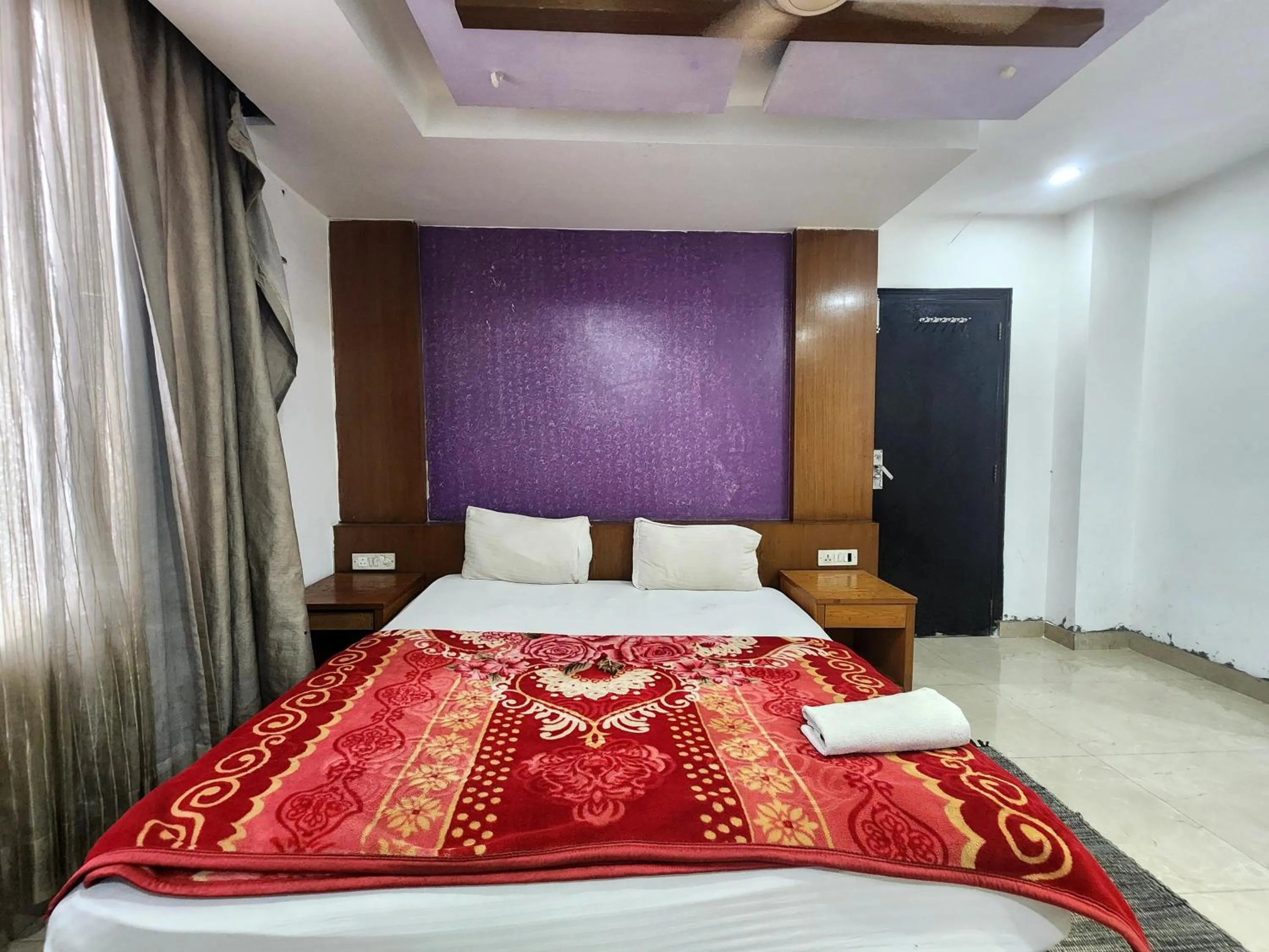 Bedroom, Bed in Hotel Florence Legacy