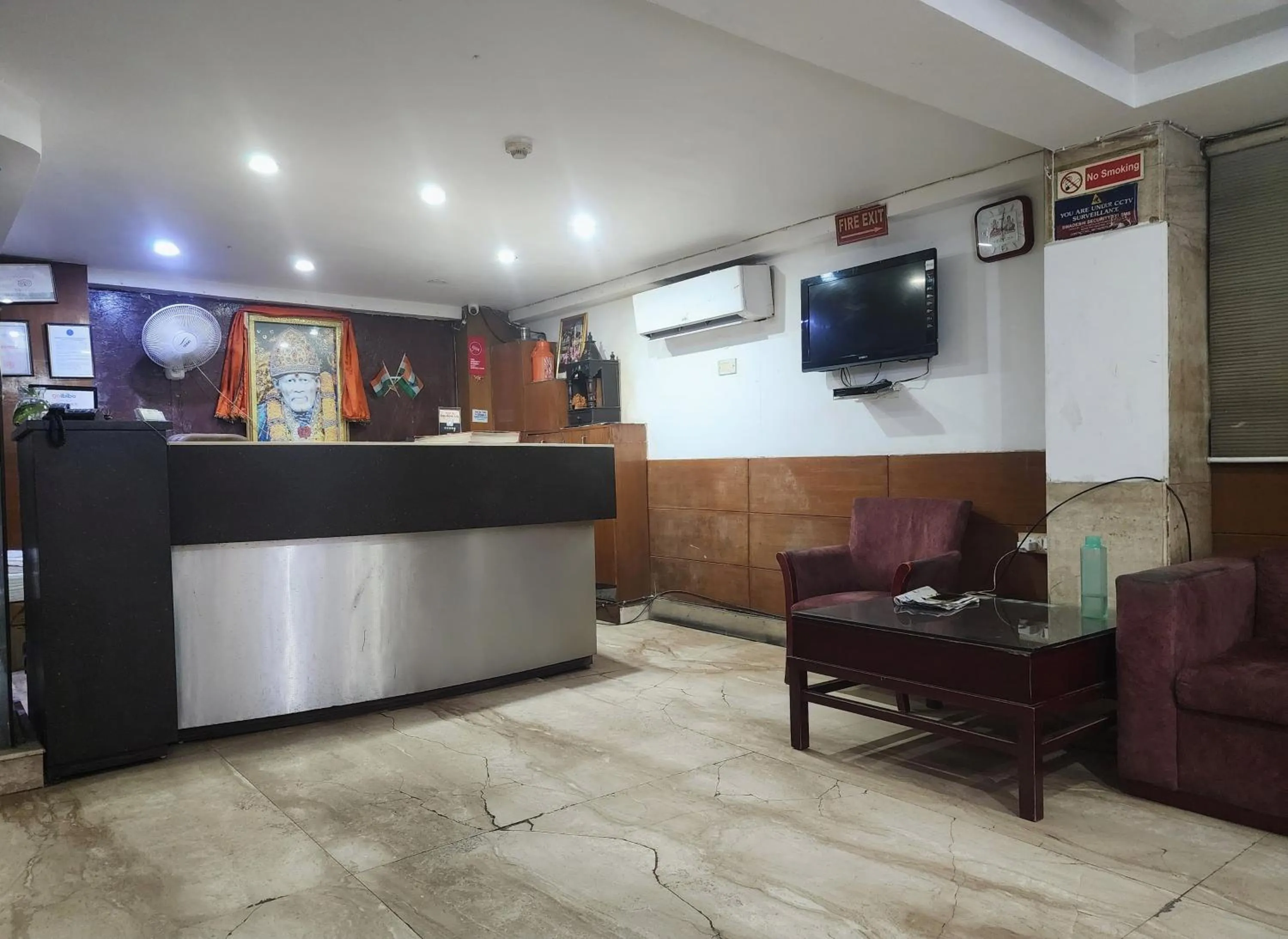 Seating area in Hotel Florence Legacy