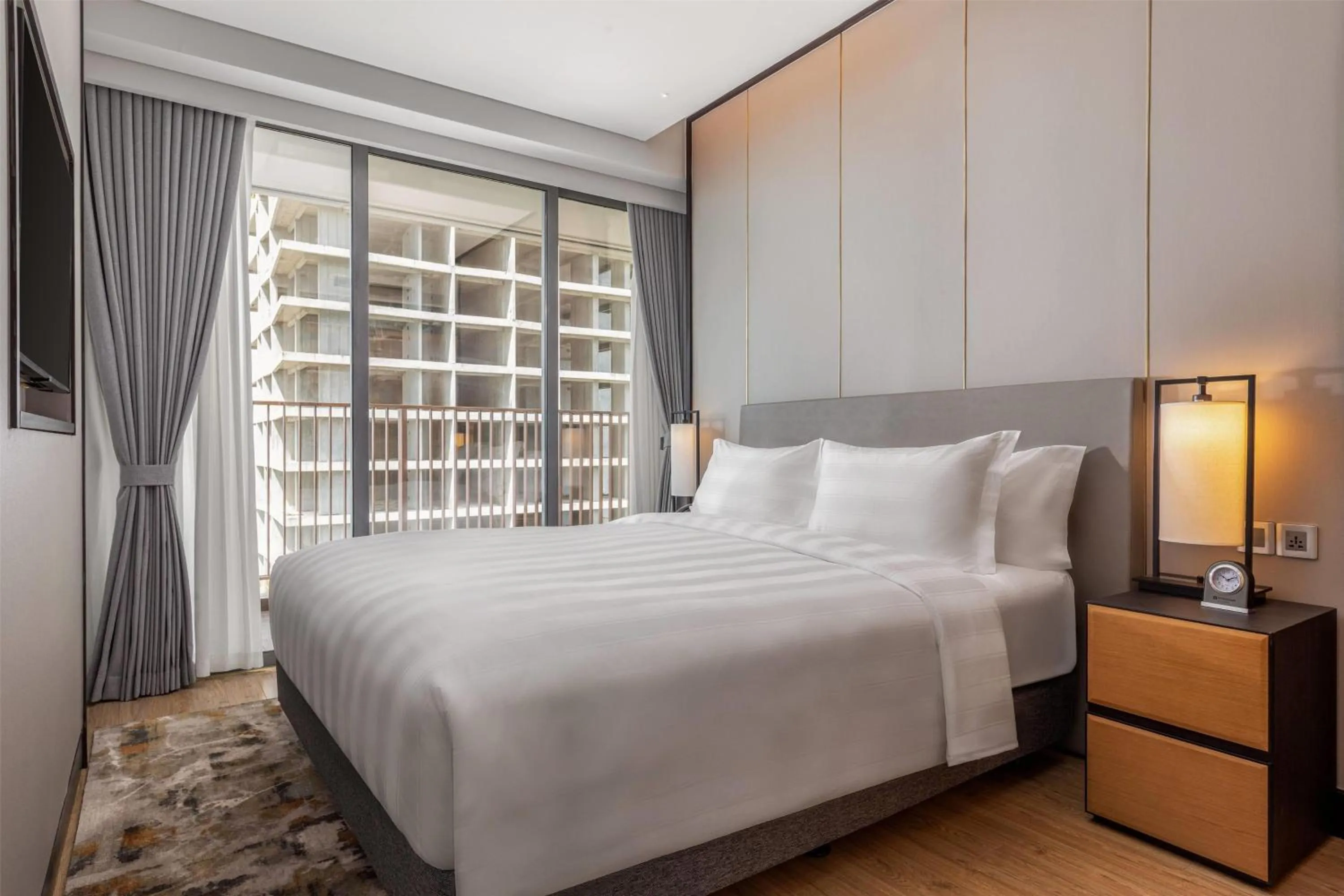 Photo of the whole room, Bed in Wyndham Soleil Danang - Free Schedule Airport Shuttle