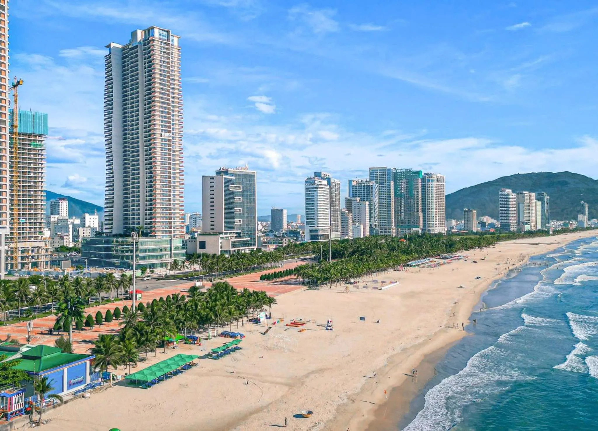 Property building in Wyndham Soleil Danang - Free Schedule Airport Shuttle