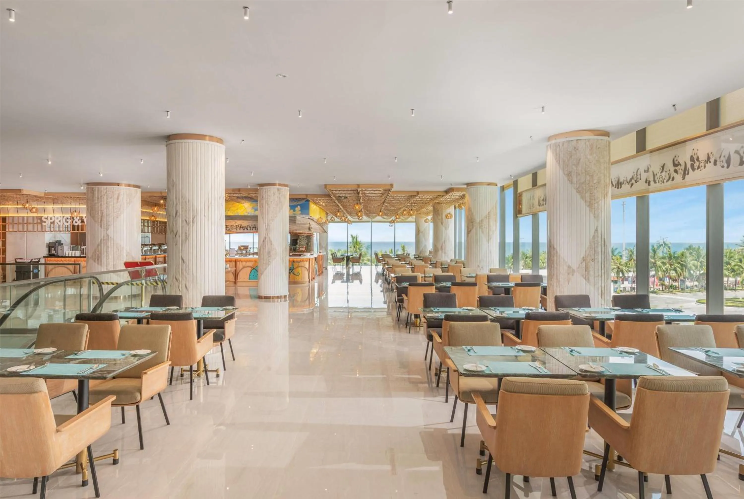 Restaurant/places to eat in Wyndham Soleil Danang - Free Schedule Airport Shuttle