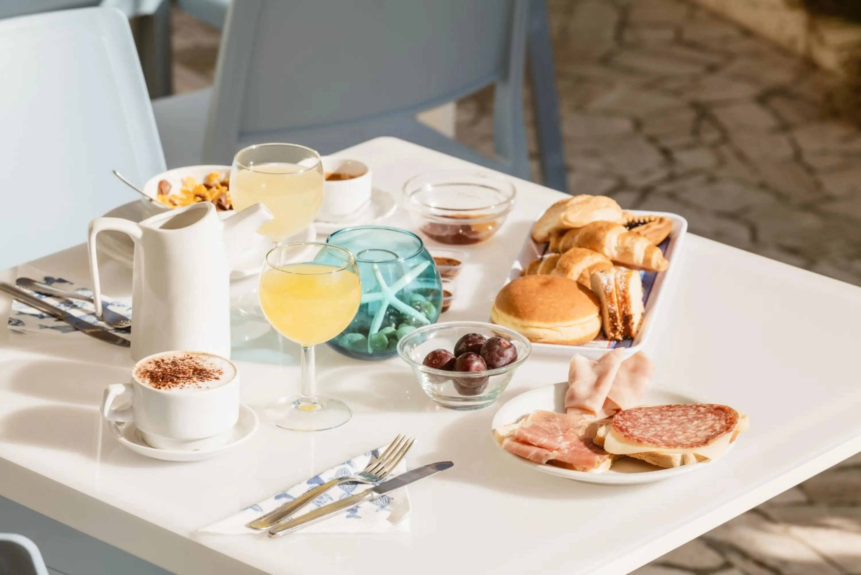 Decorative detail in Hotel Villa del Mare