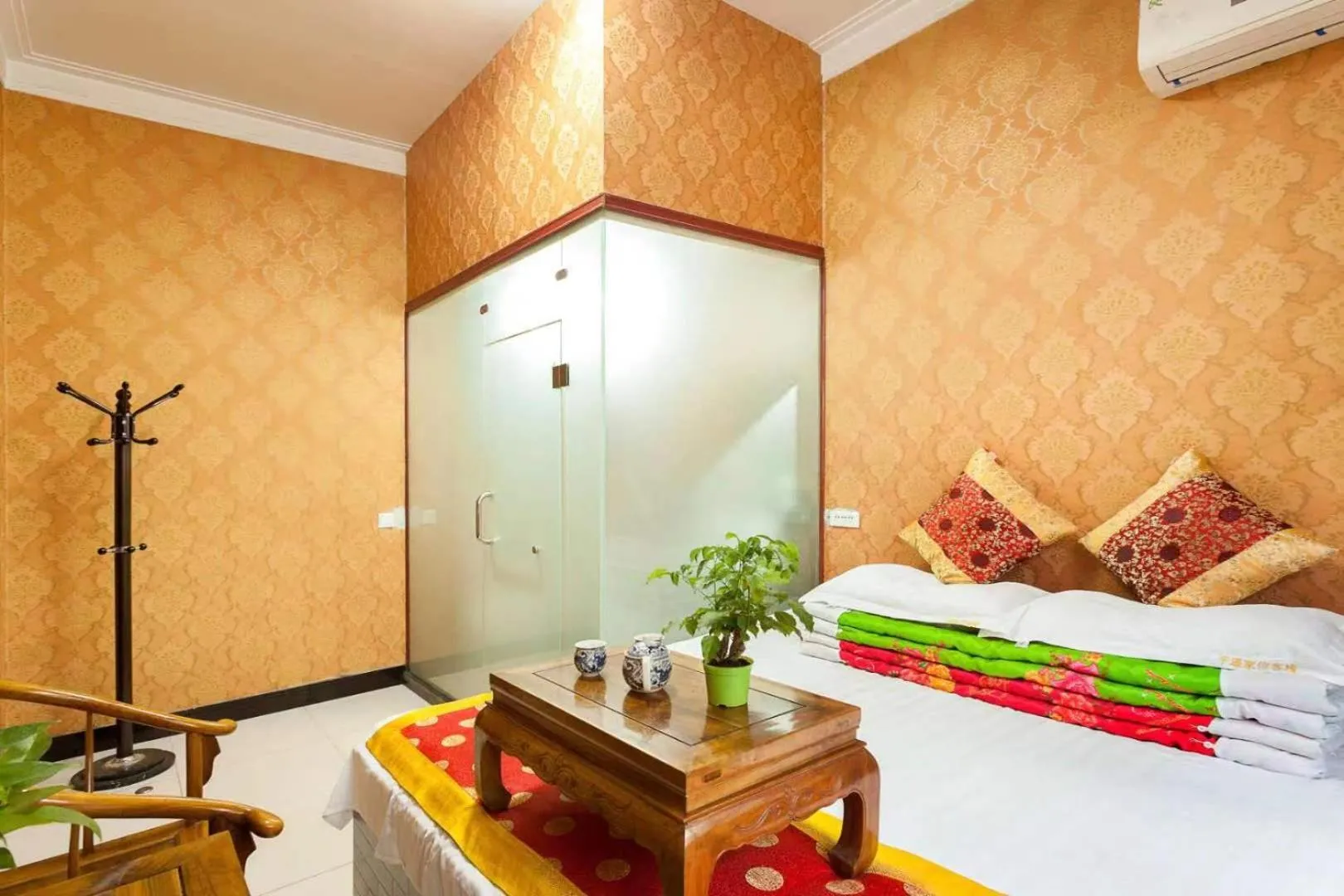 Bed in Pingyao Jiaxin Guesthouse