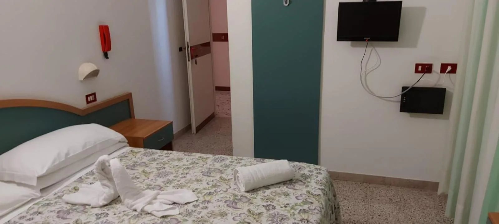 Bed in Hotel Santini