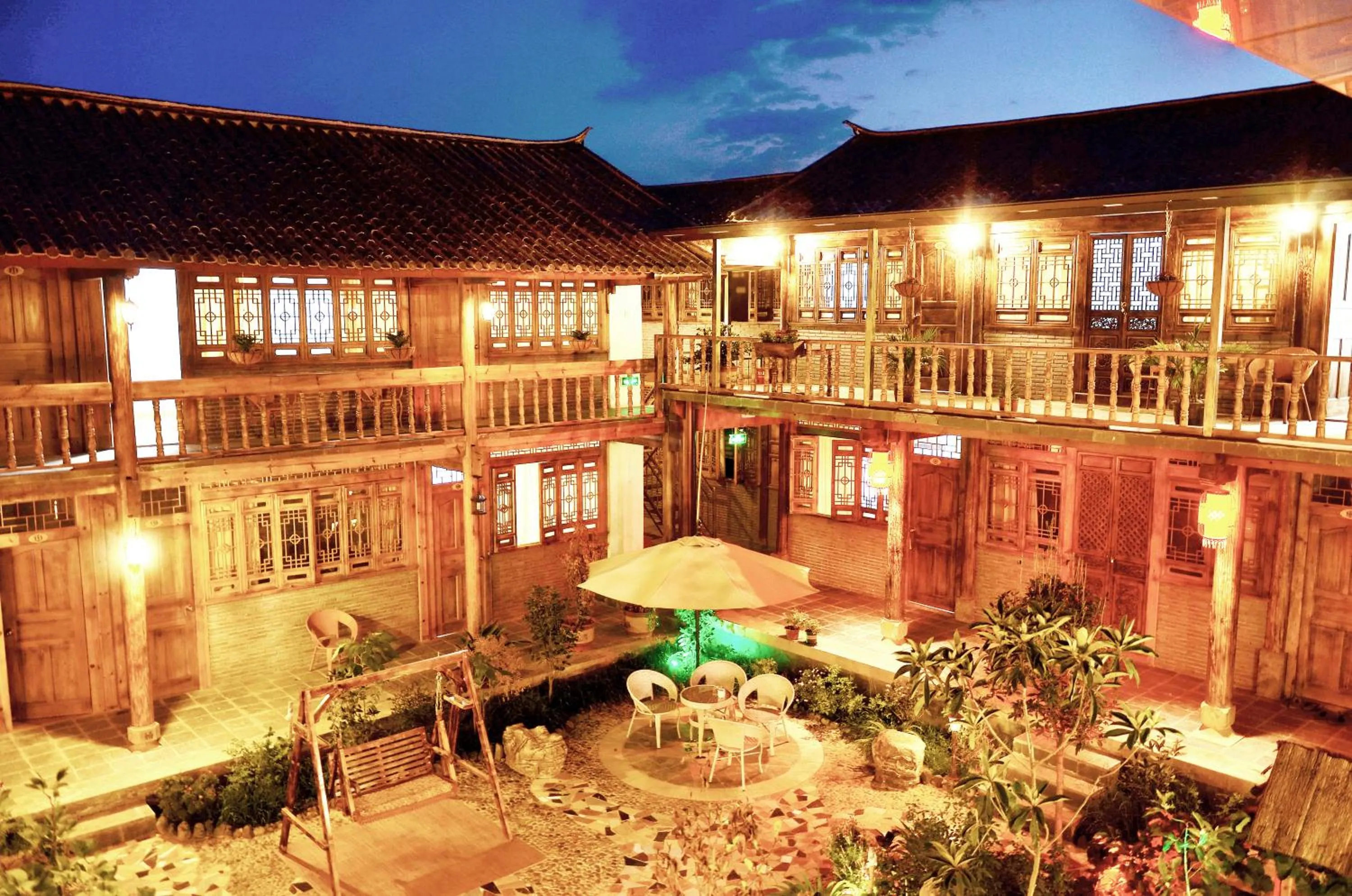 Garden in Tourist Courtyard Hotel