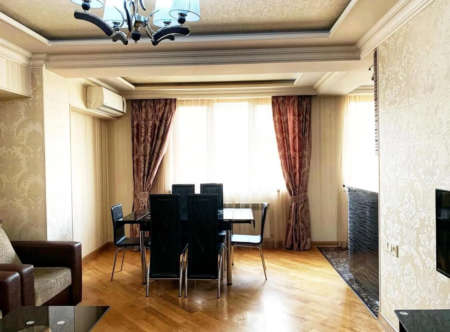Perte House Apartment's on Khorenatsi street 25
