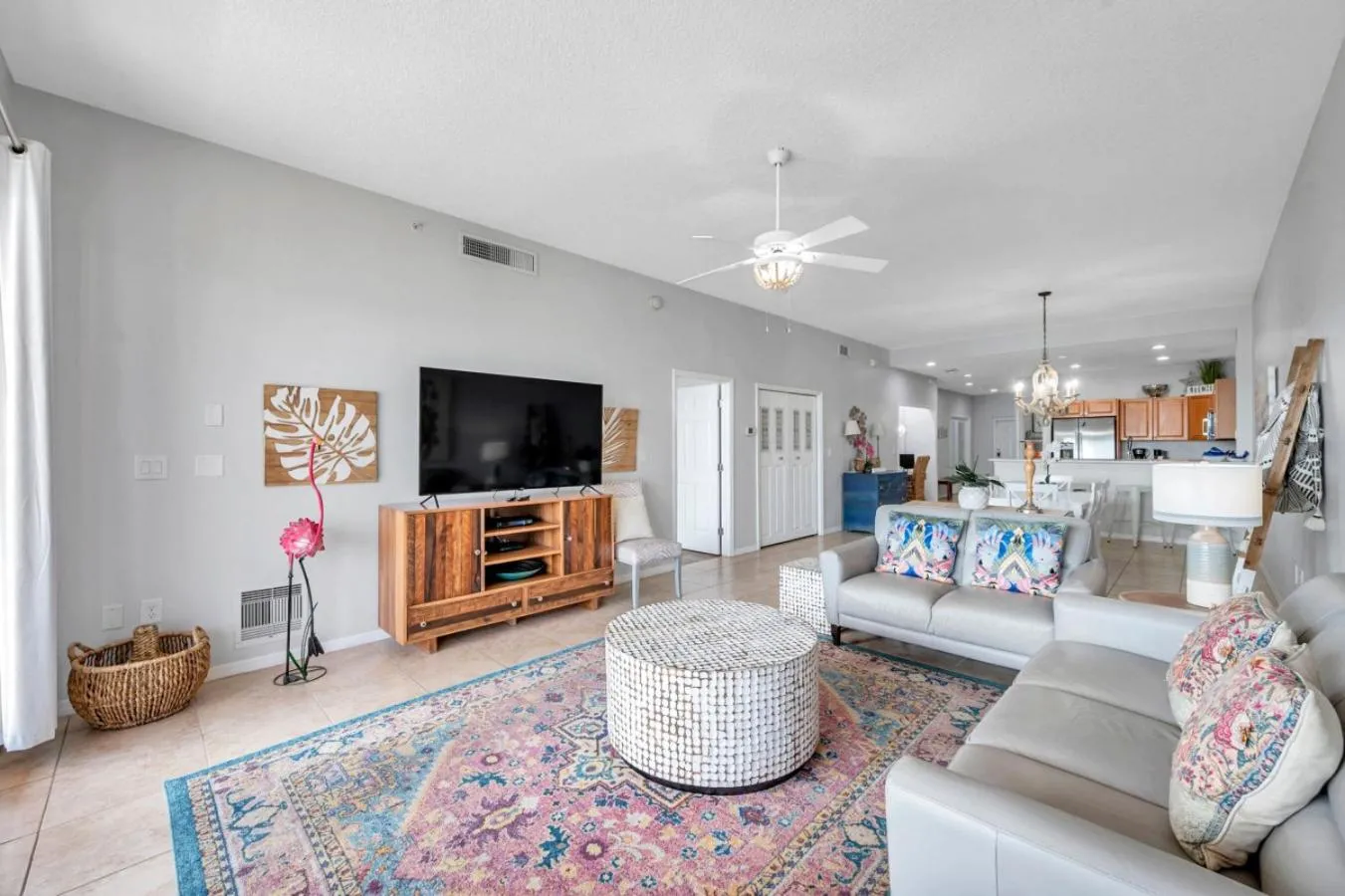 Harborview Grande Unit 207
