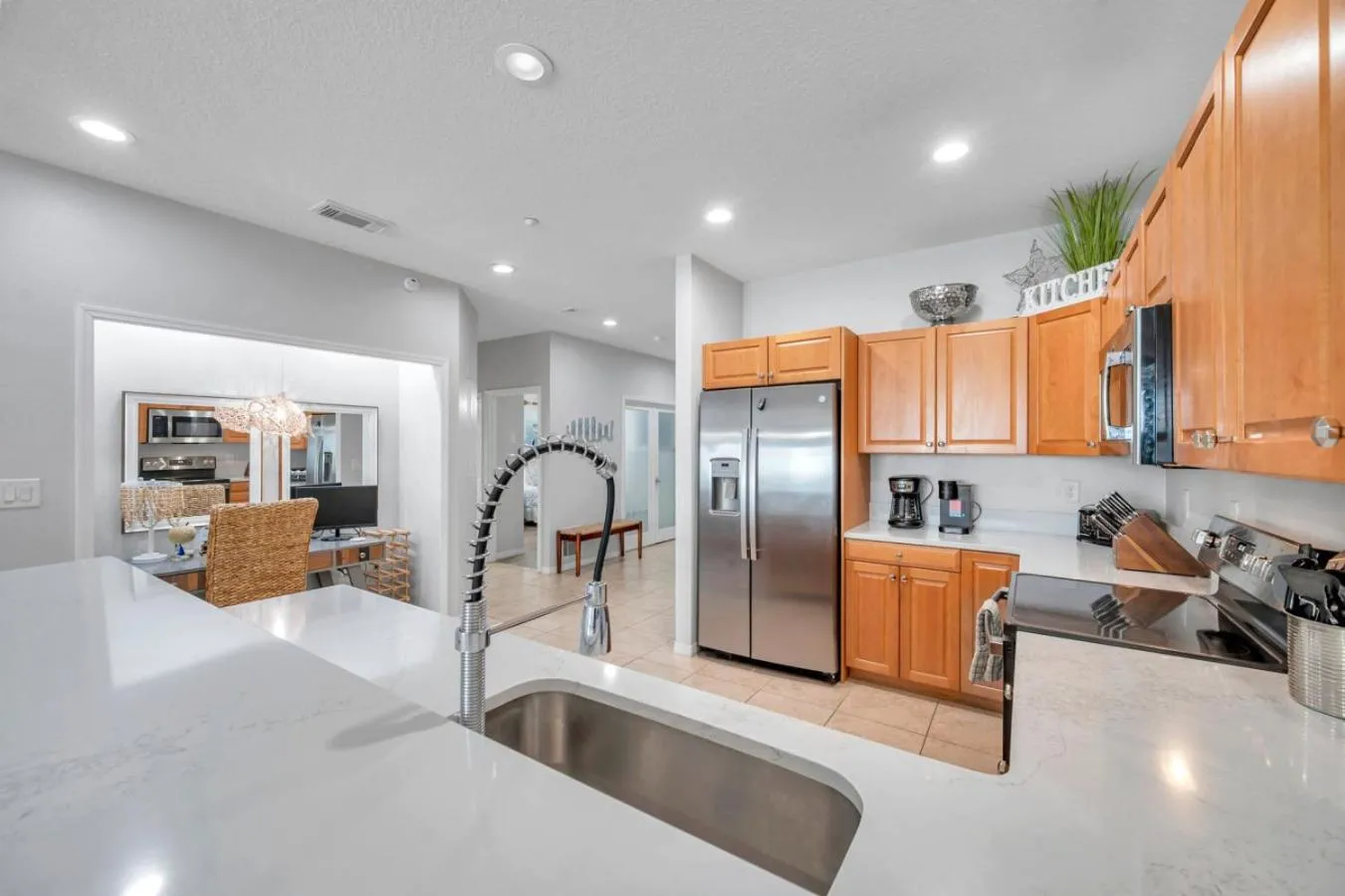 Harborview Grande Unit 207