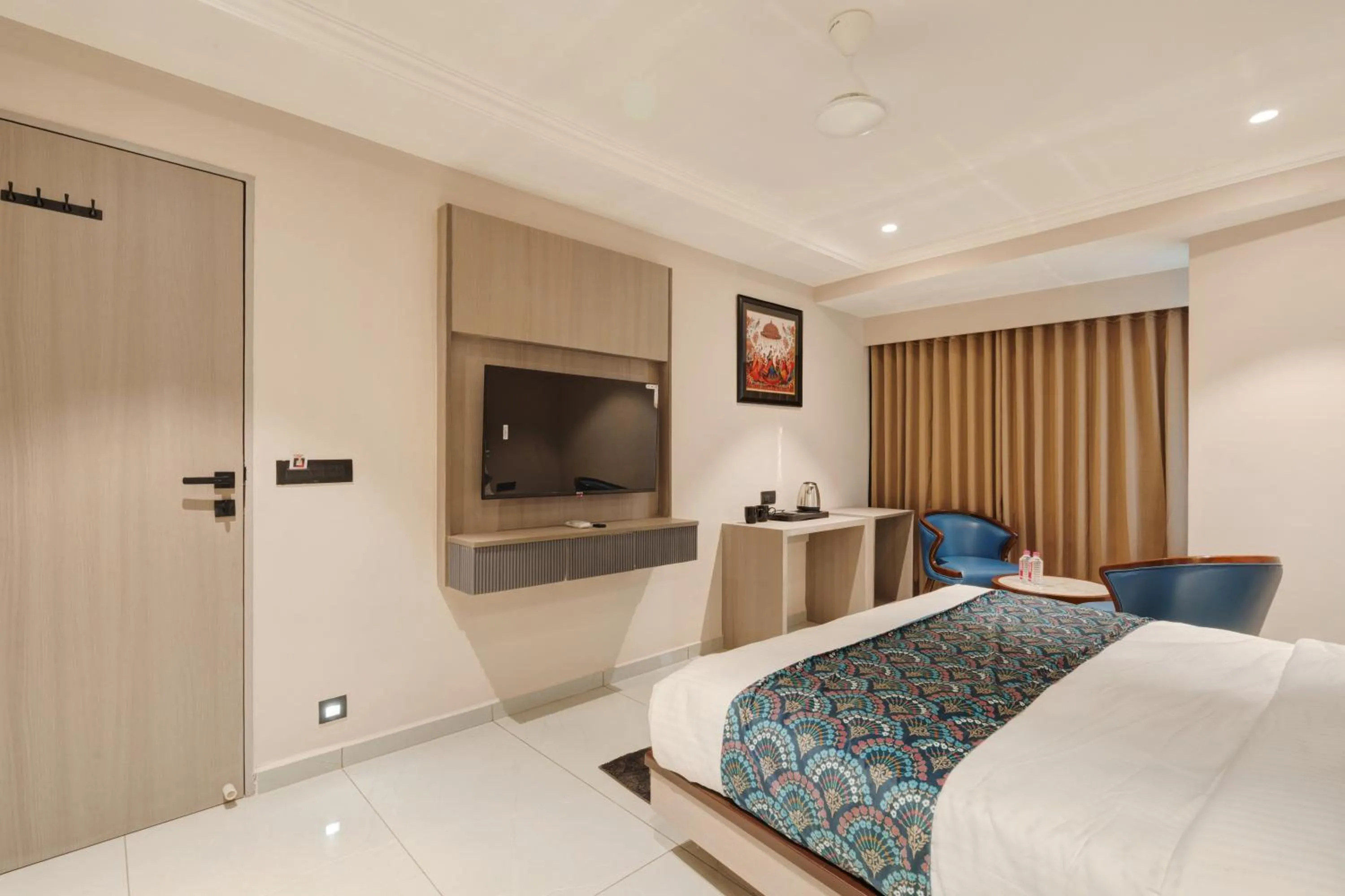 TV and multimedia, Bed in Hotel Royal Time