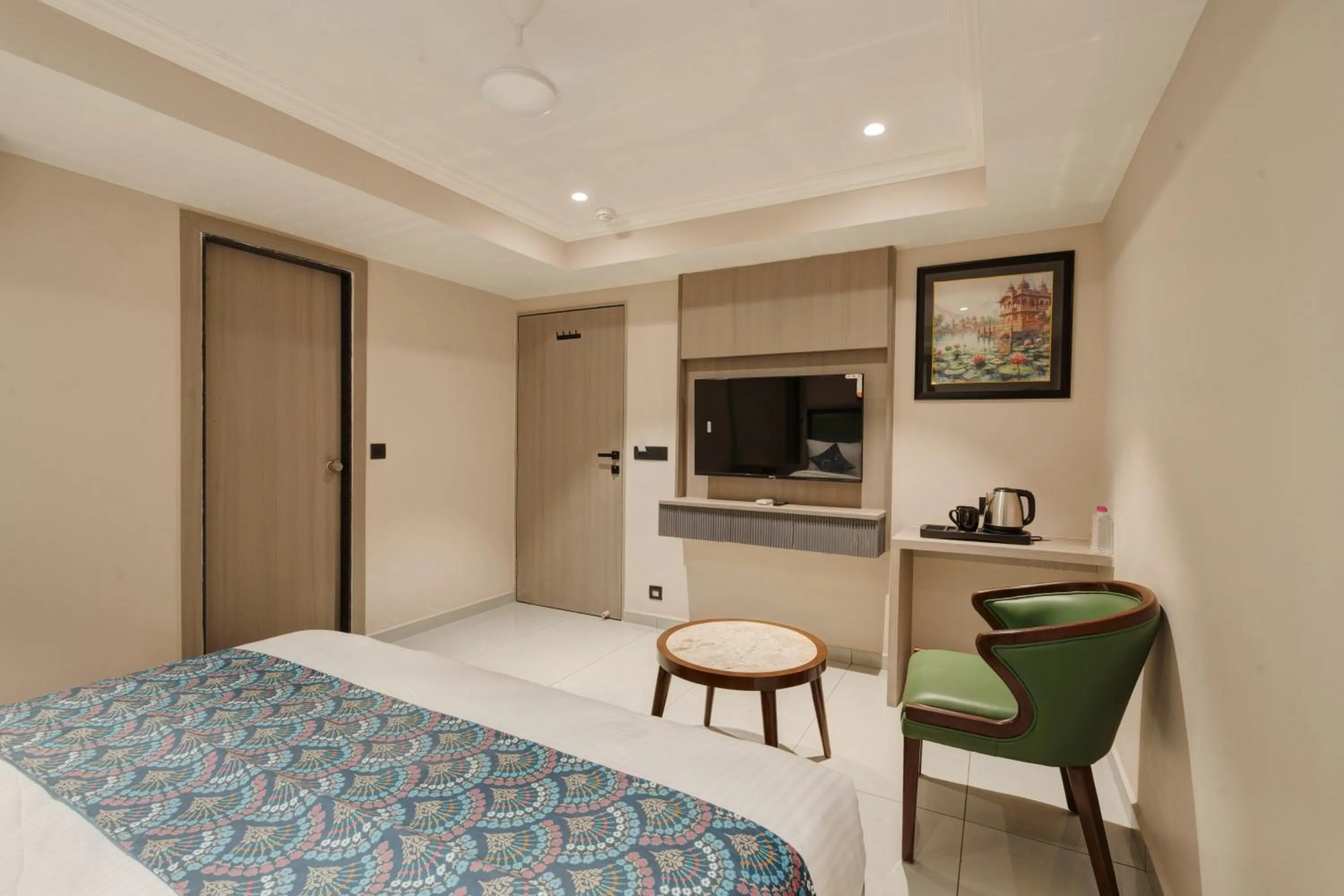 TV and multimedia, Bed in Hotel Royal Time