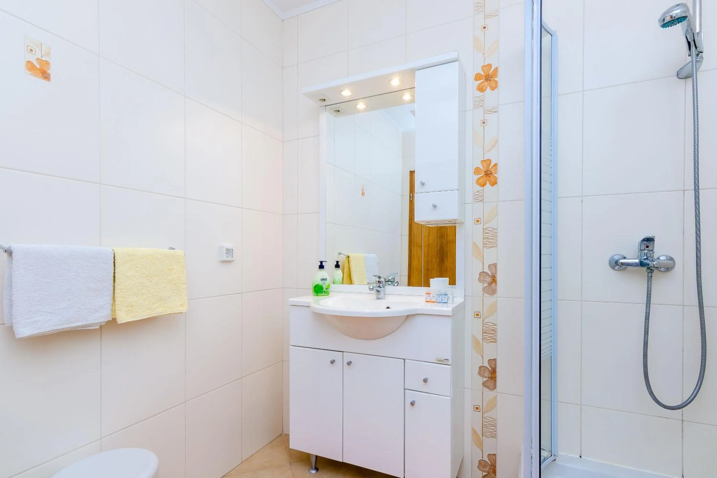 Bathroom in Villa Oasis Cypress