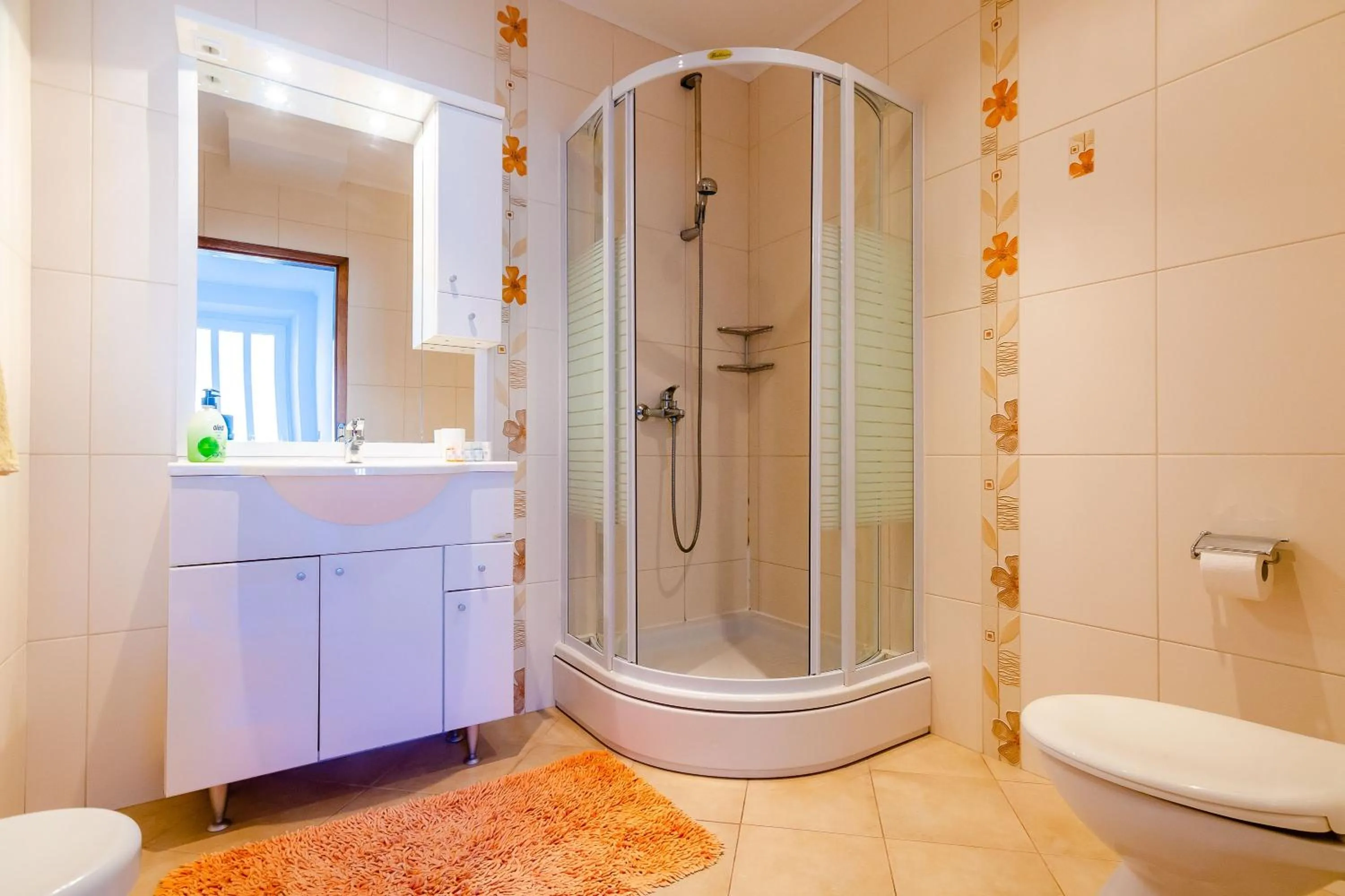 Bathroom in Villa Oasis Cypress