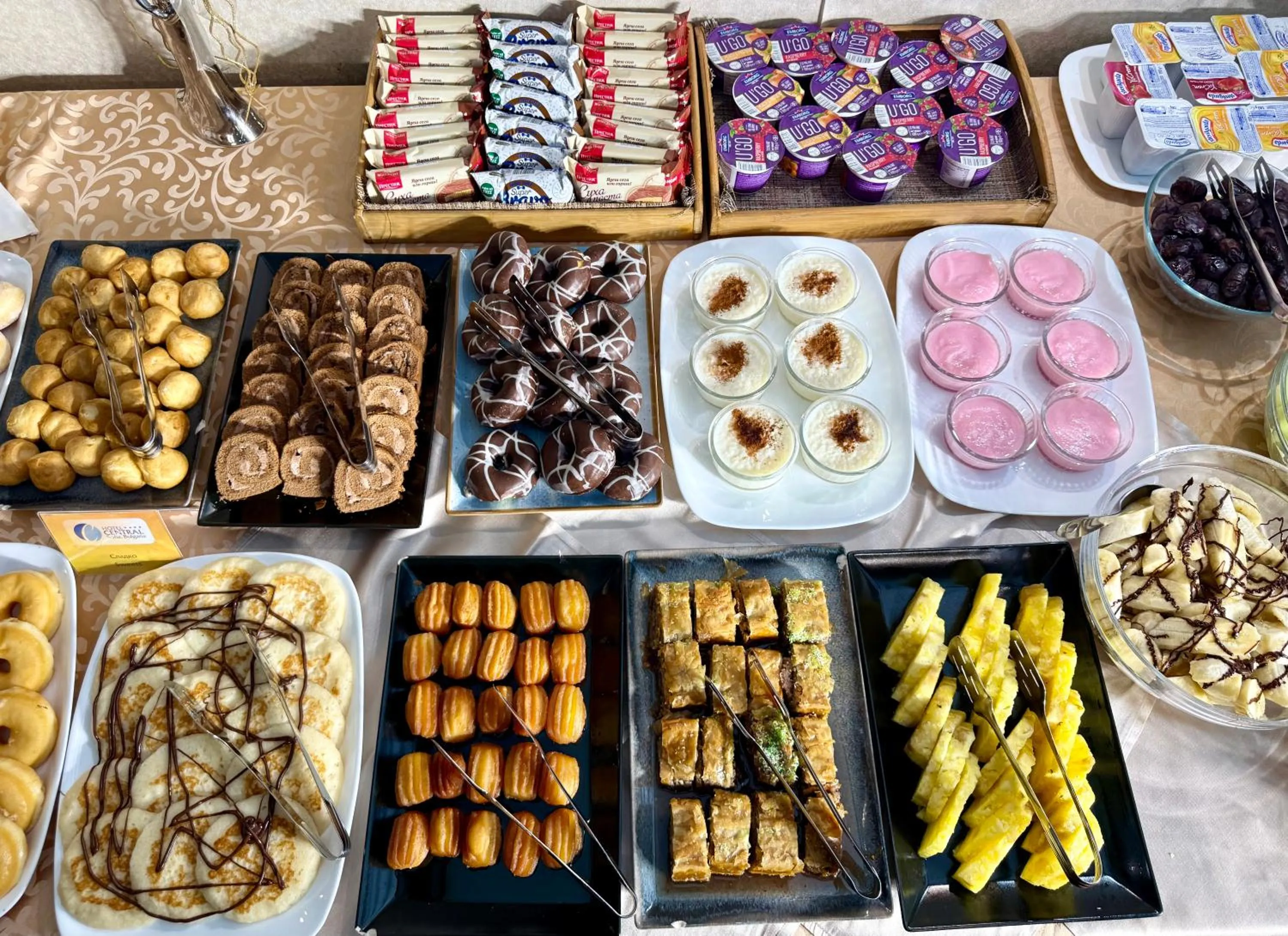 Buffet breakfast in Central Hotel Sofia