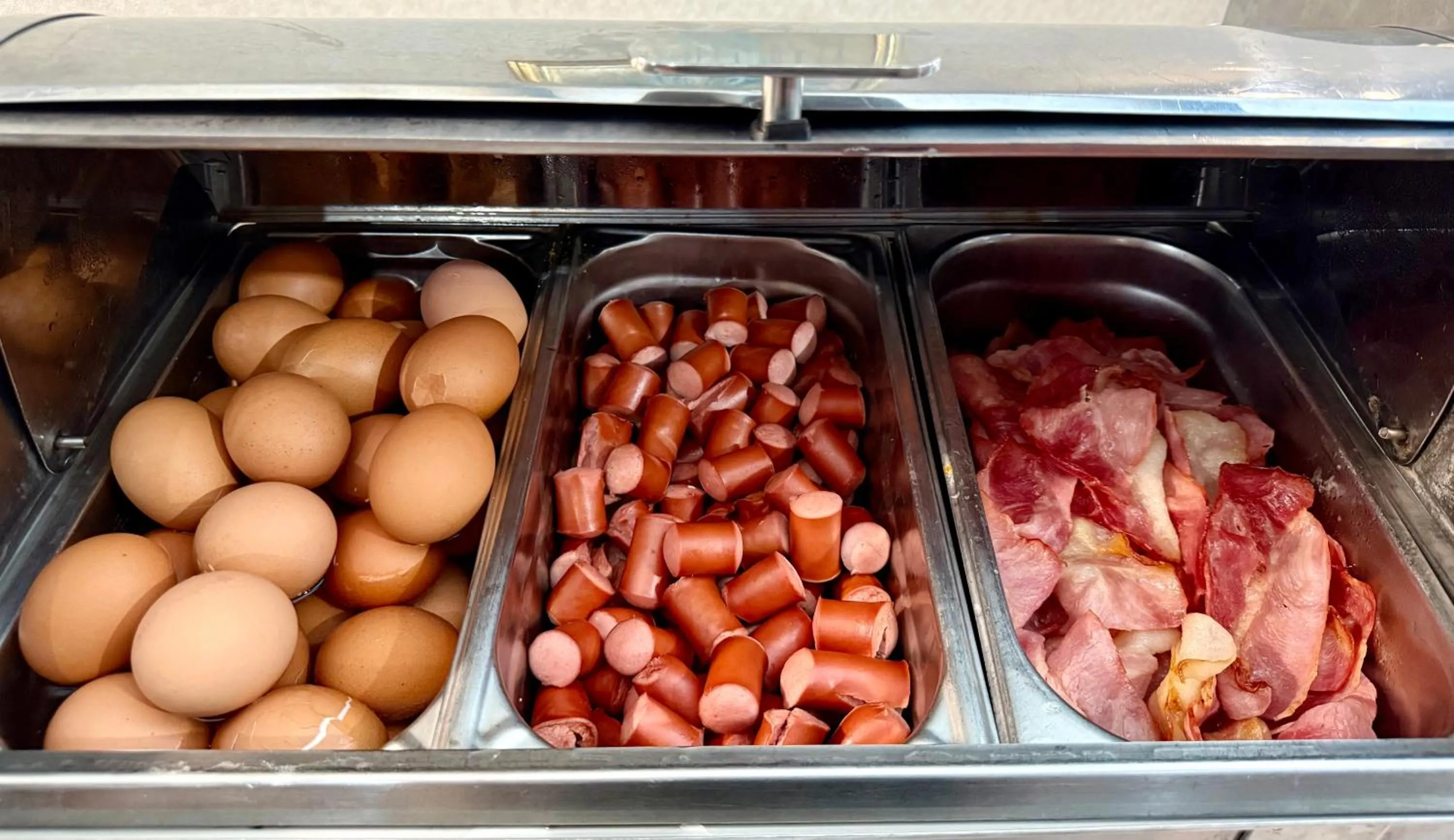 Buffet breakfast in Central Hotel Sofia