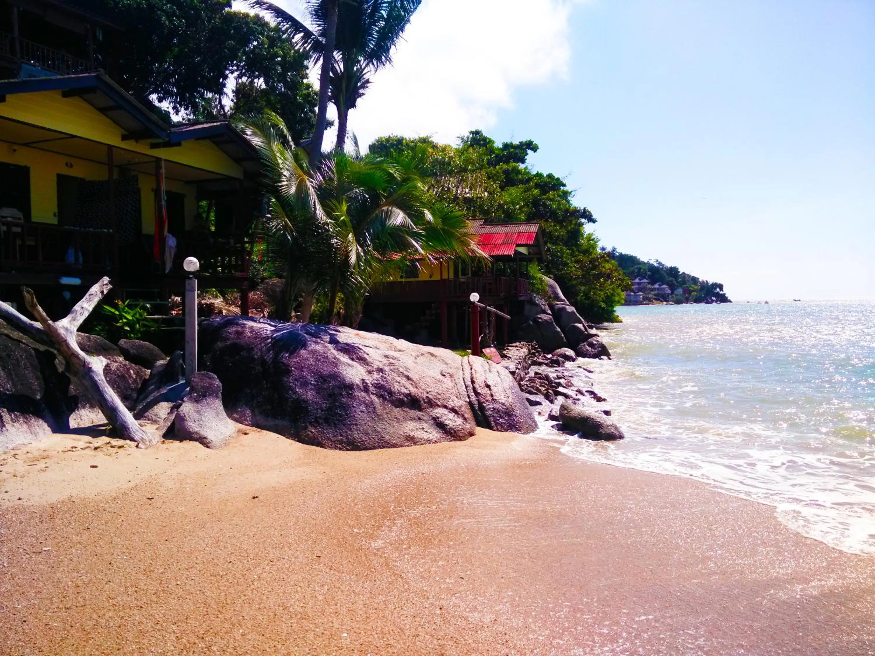 Day in Golden Beach Resort Koh Phangan