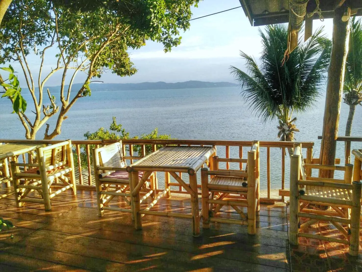 Restaurant/places to eat in Golden Beach Resort Koh Phangan