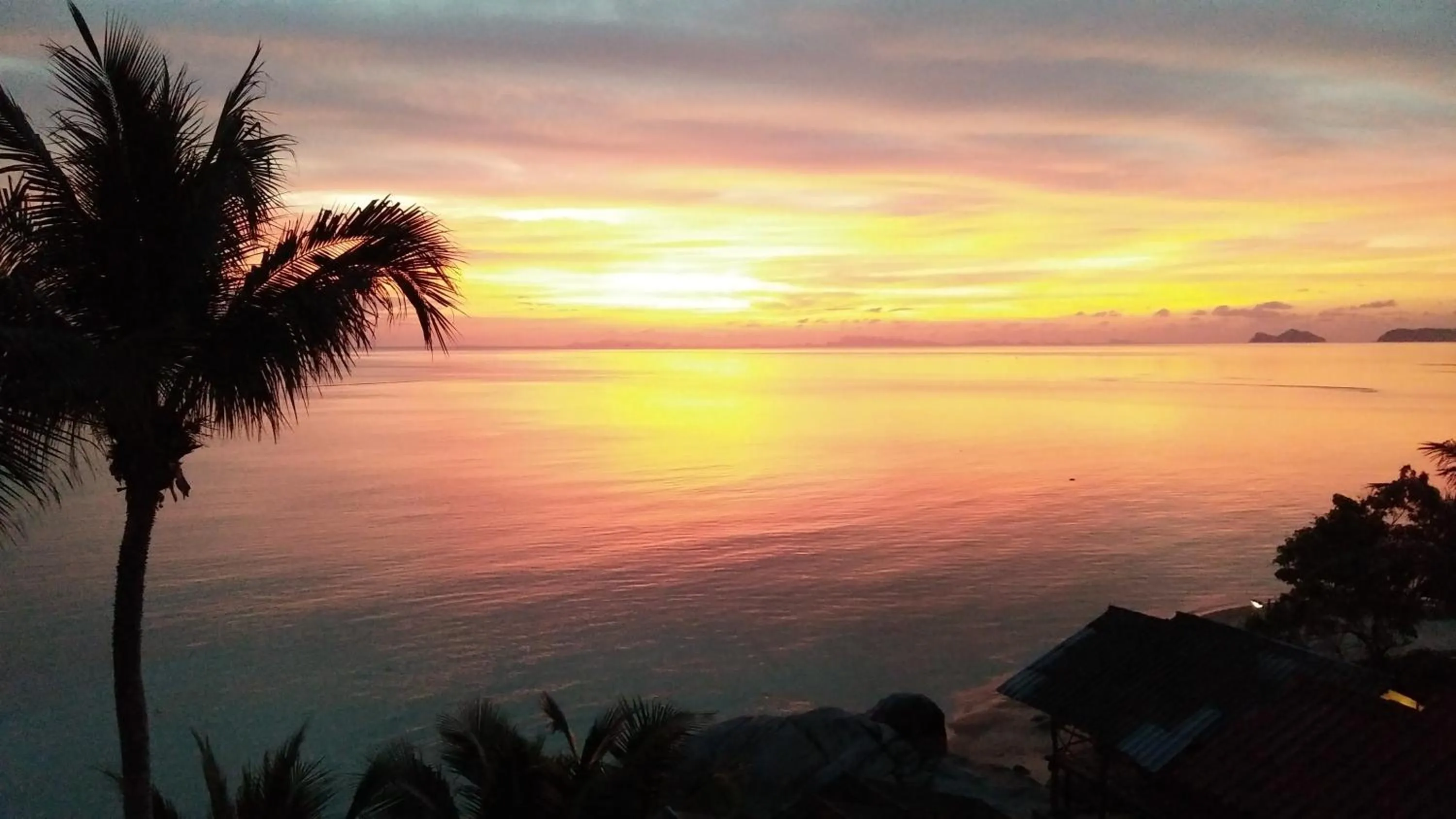 Sea view in Golden Beach Resort Koh Phangan