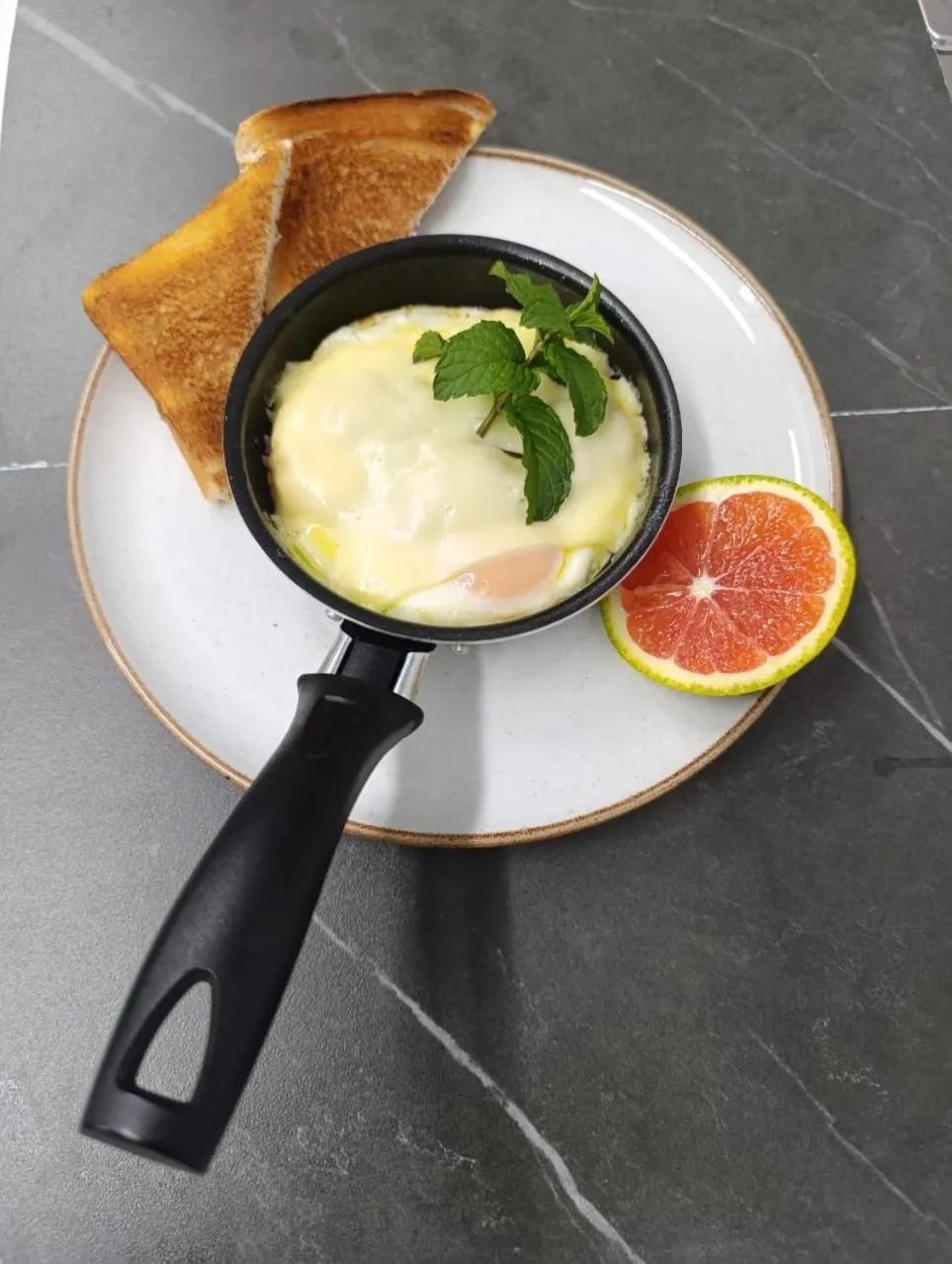 Food in Hotel Rulay Medellin