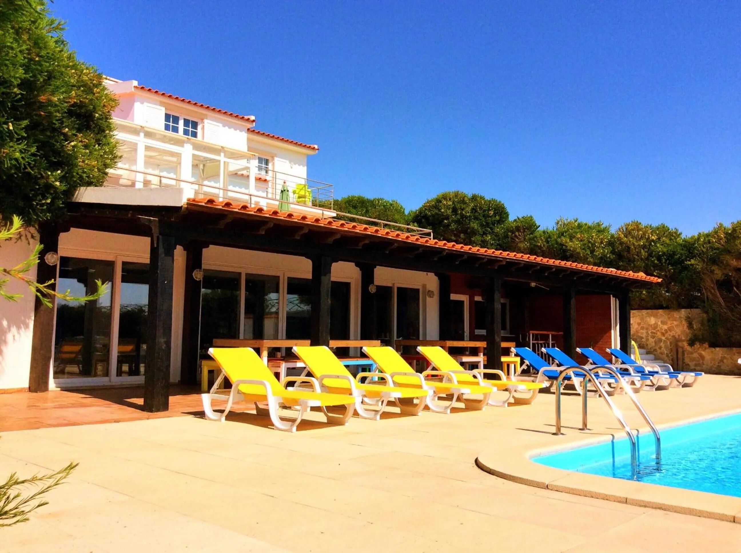 Swimming pool in FreeSurfCamp