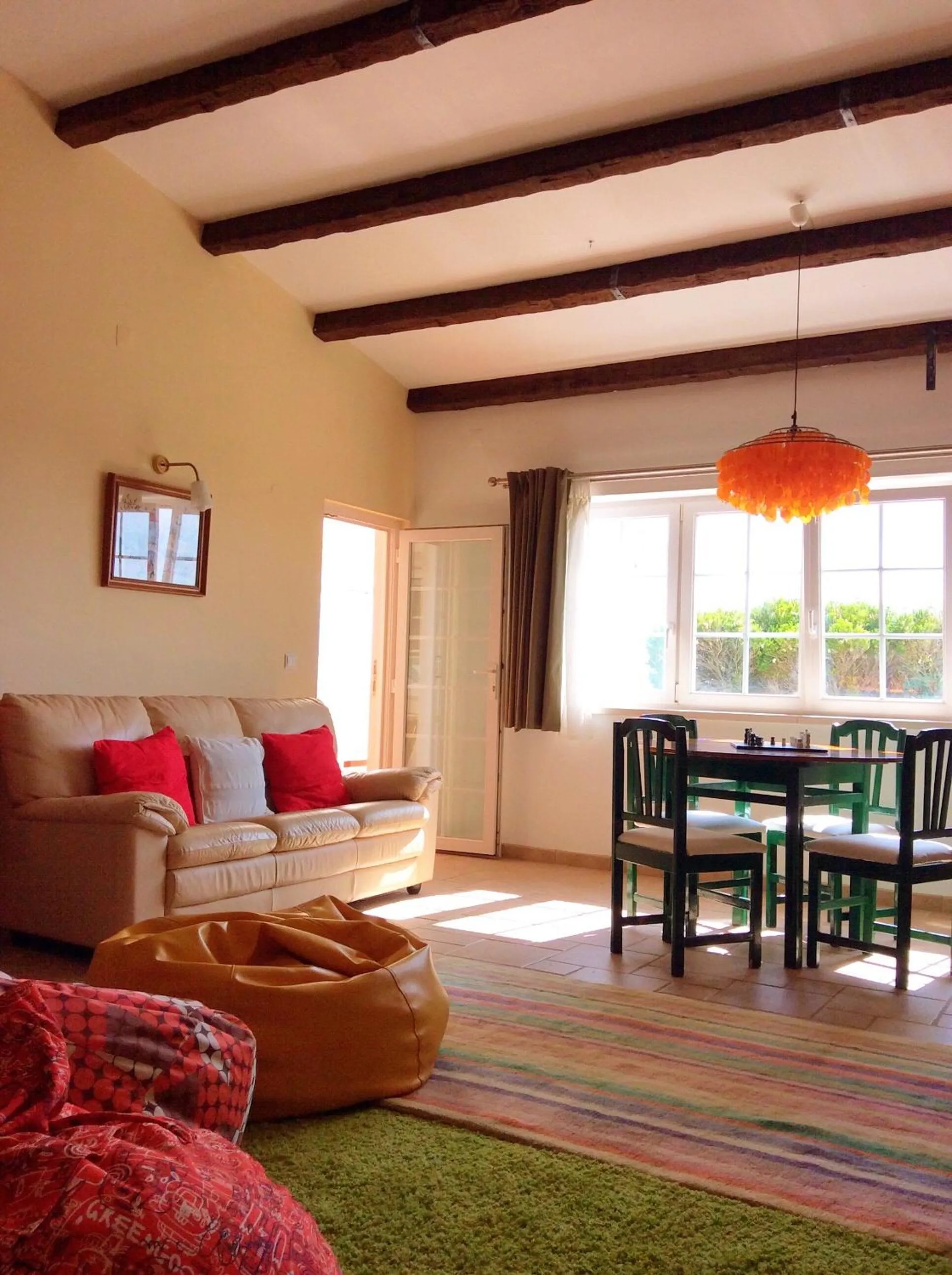 Communal lounge/ TV room in FreeSurfCamp