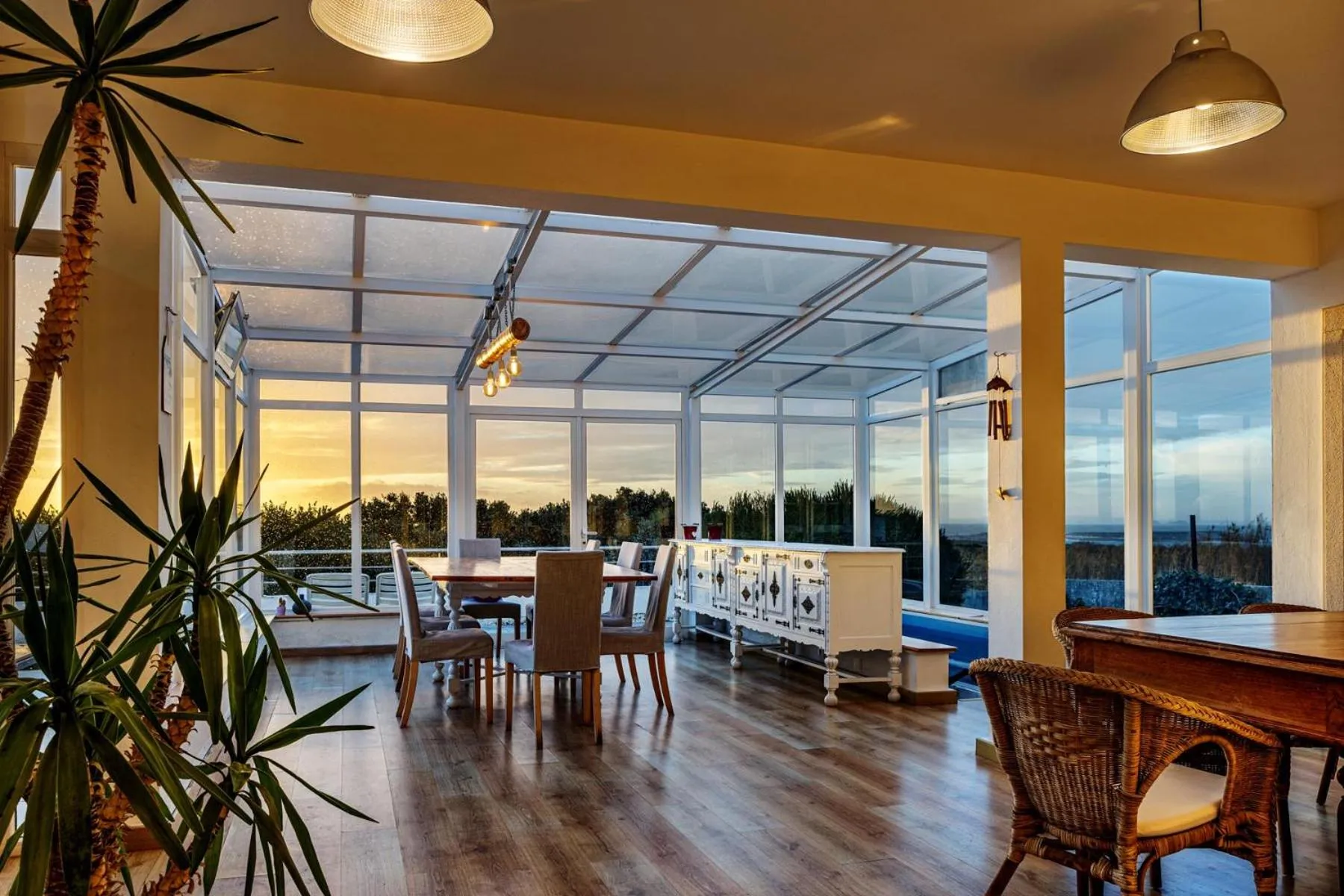 Living room in FreeSurfCamp