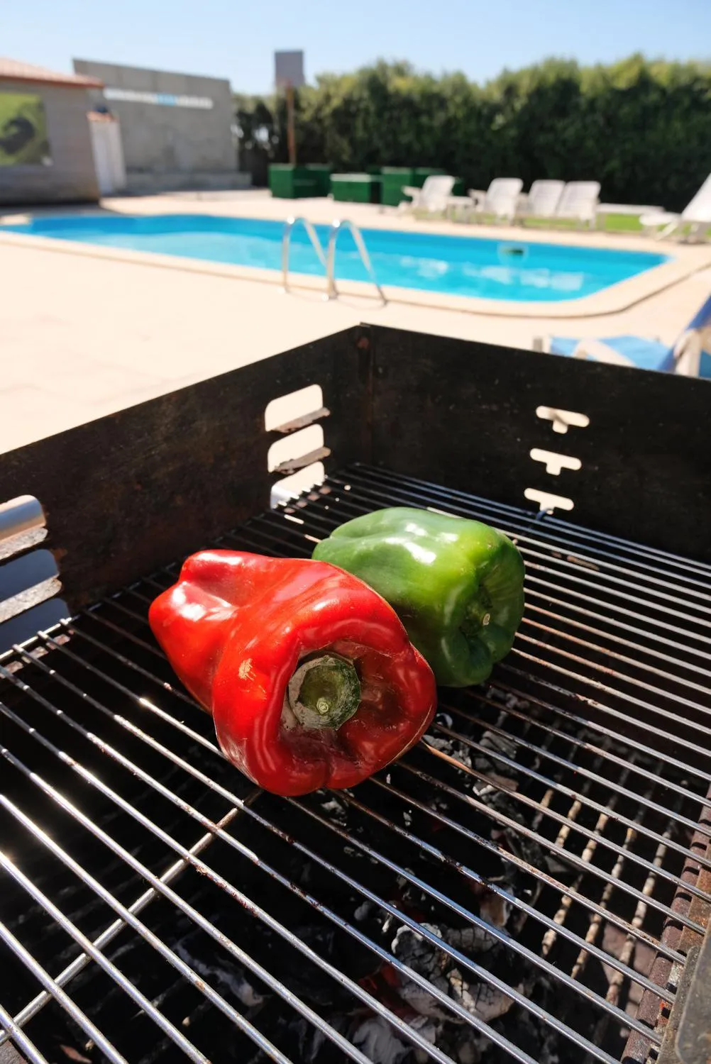 BBQ facilities in FreeSurfCamp