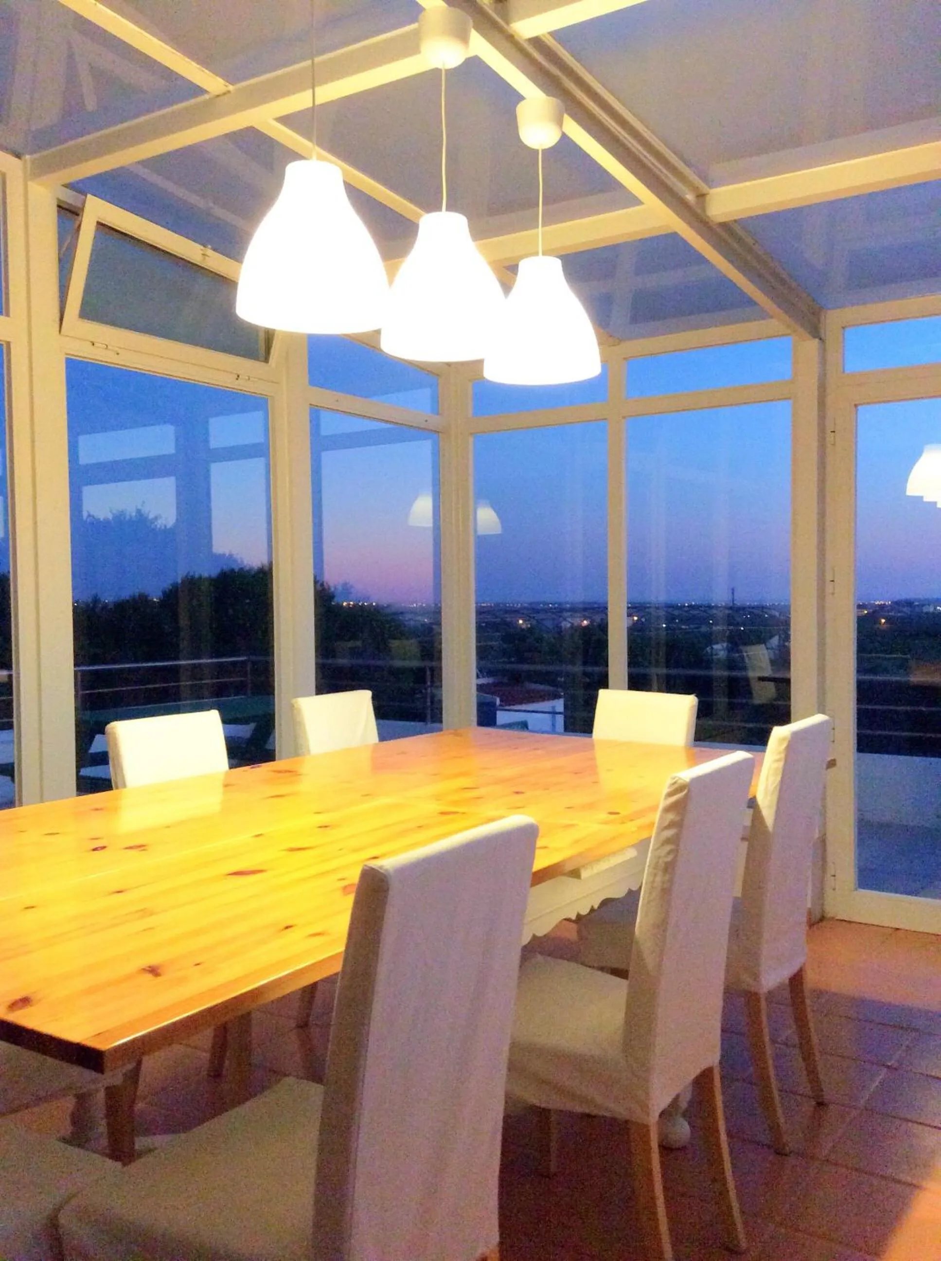 Area and facilities in FreeSurfCamp