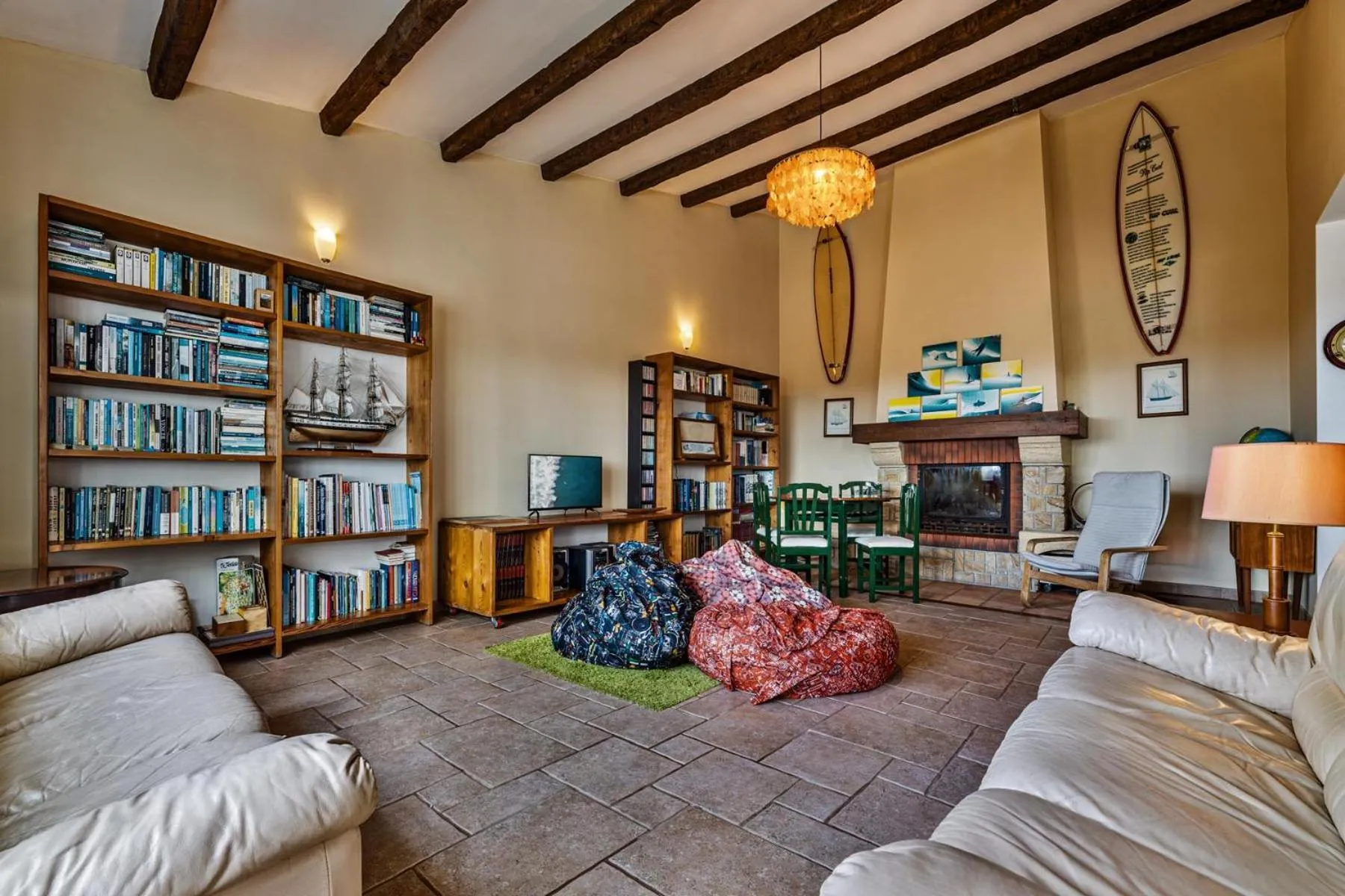 Library in FreeSurfCamp