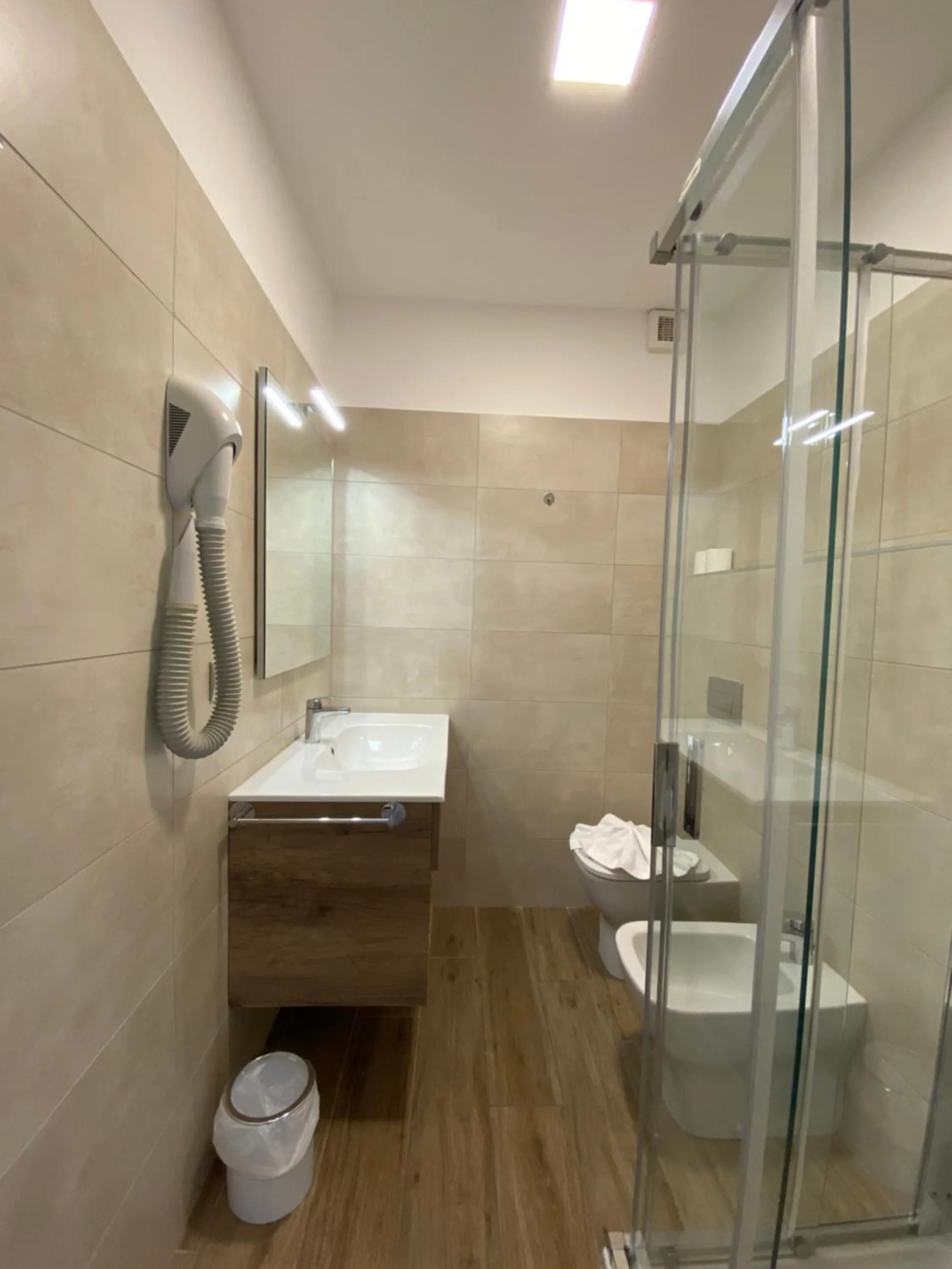 Shower in Hotel ALDEBARAN