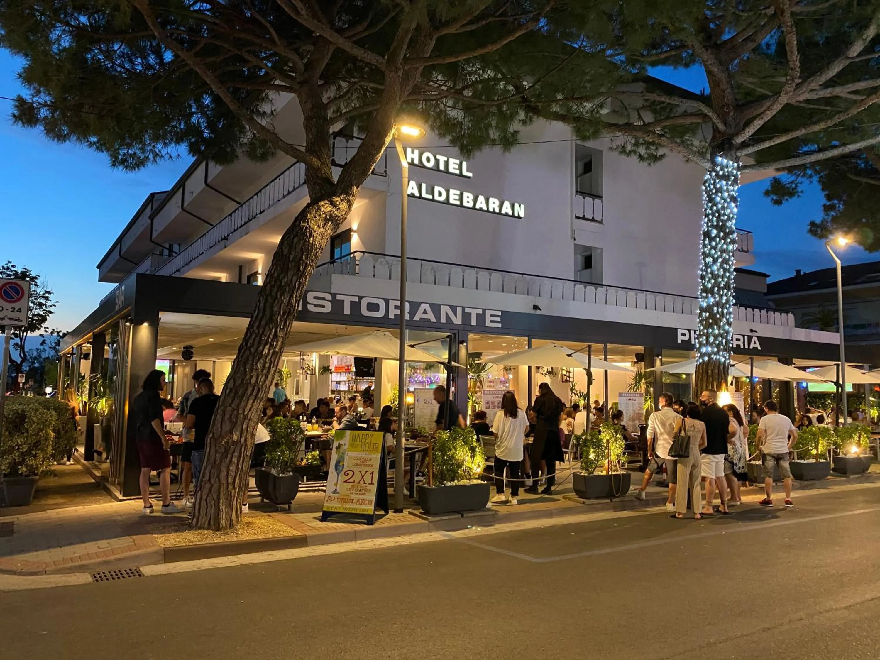 Property building in Hotel ALDEBARAN