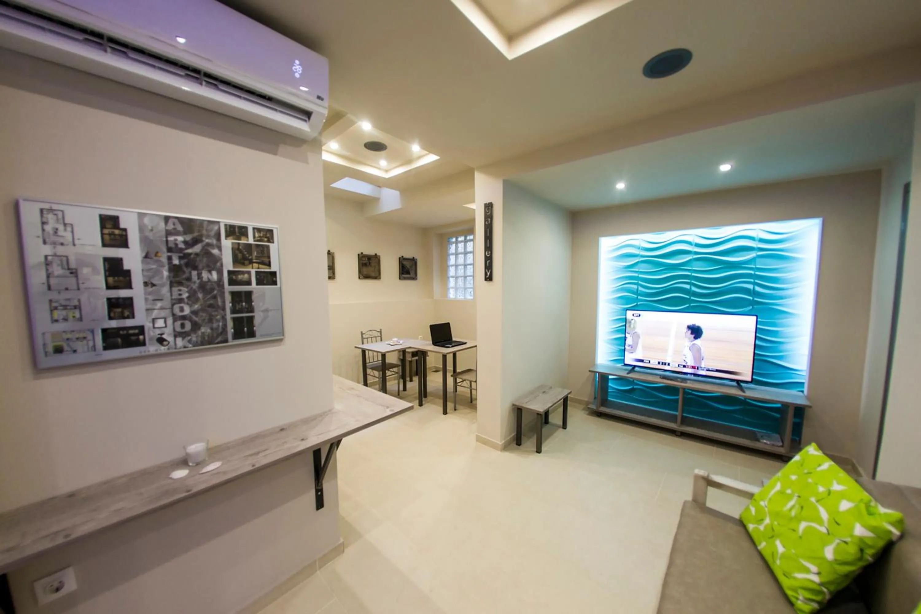 TV and multimedia in Zonita Guest House