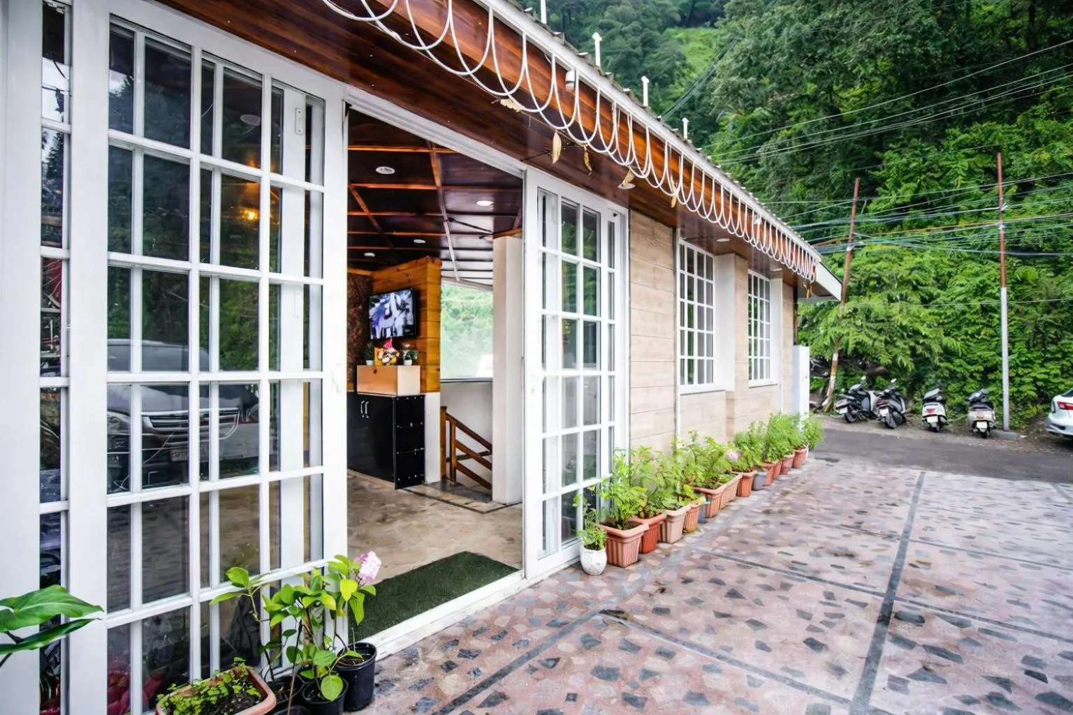 Facade/entrance in The Landour Wood House