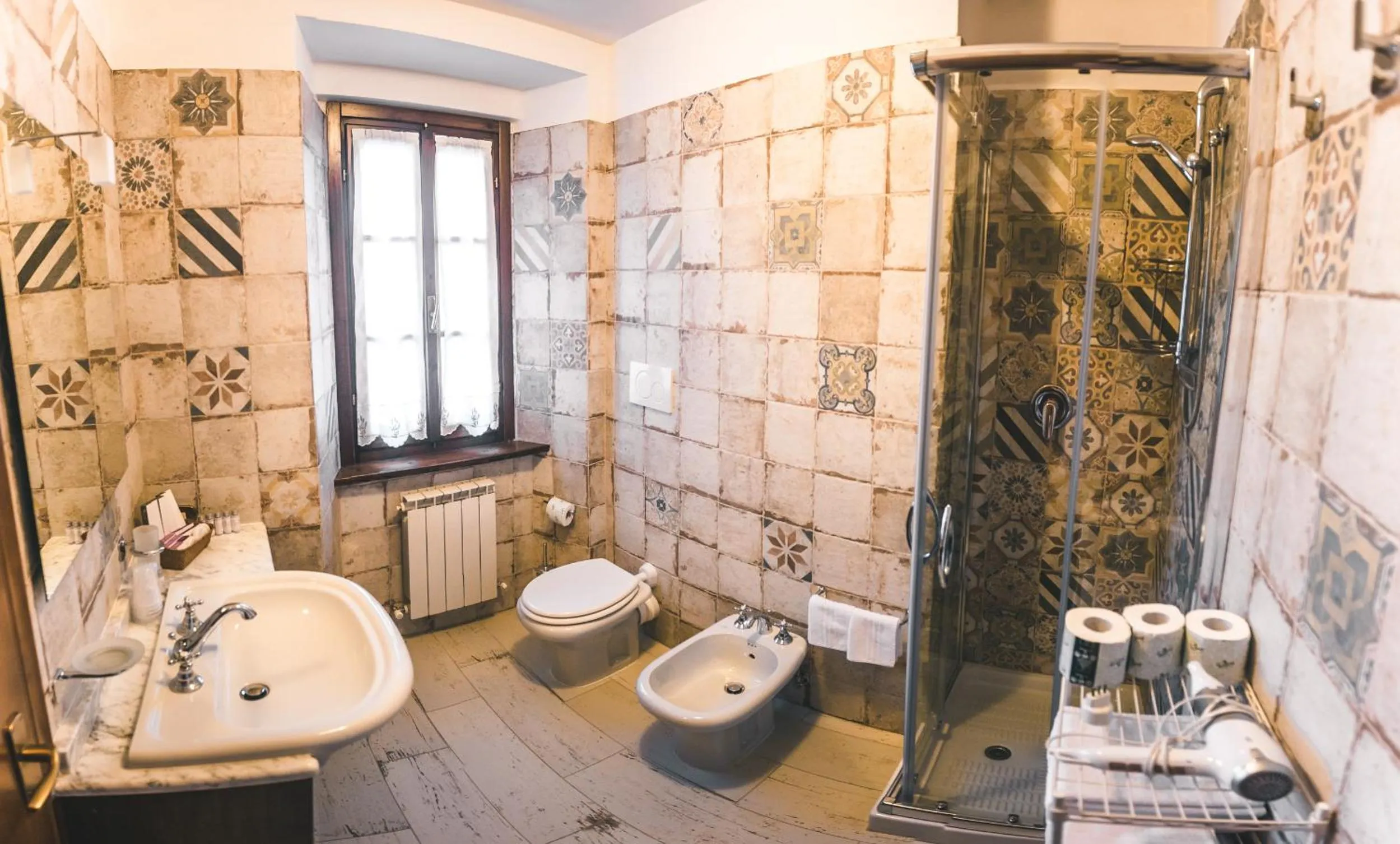 Shower in Agriturismo Le Anfore