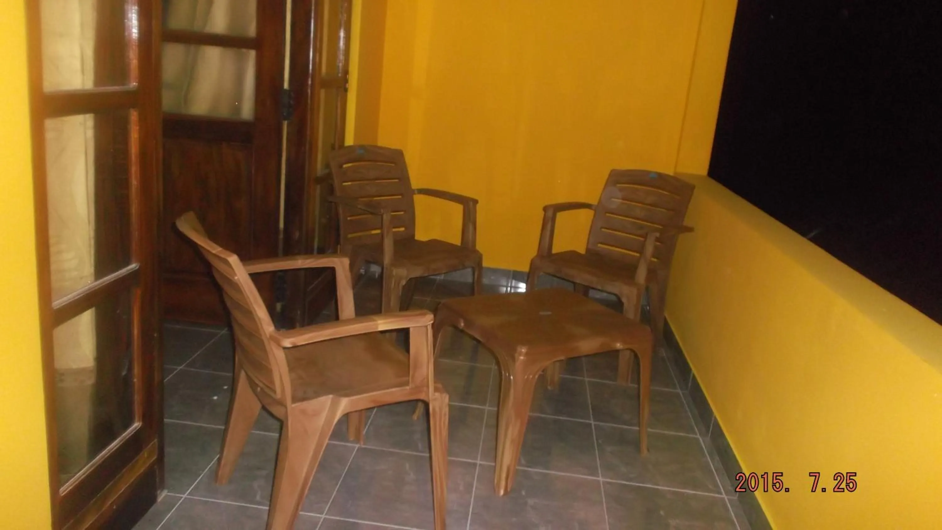 Night in Anura Guest Inn