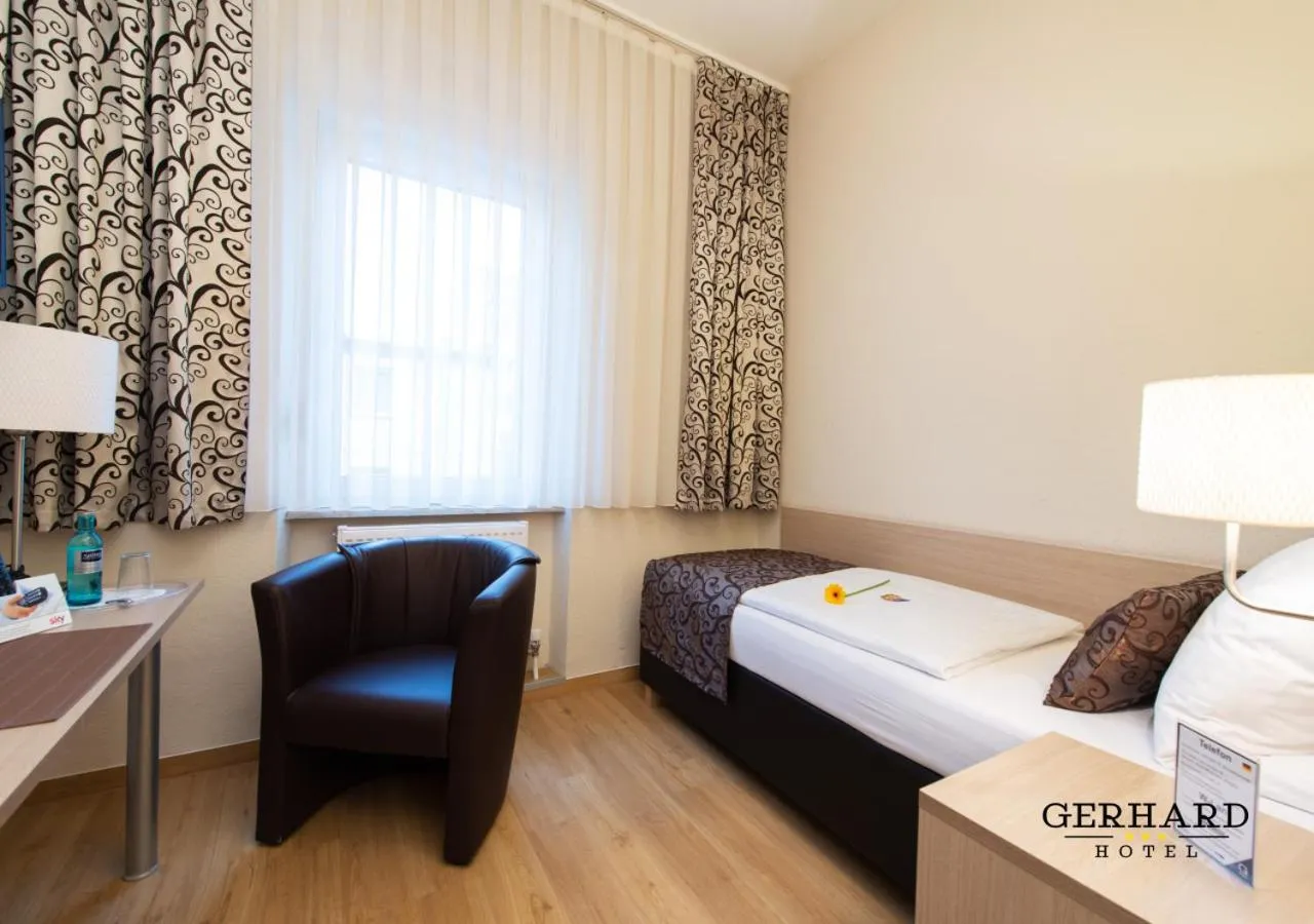 Photo of the whole room, Bed in Hotel Gerhard
