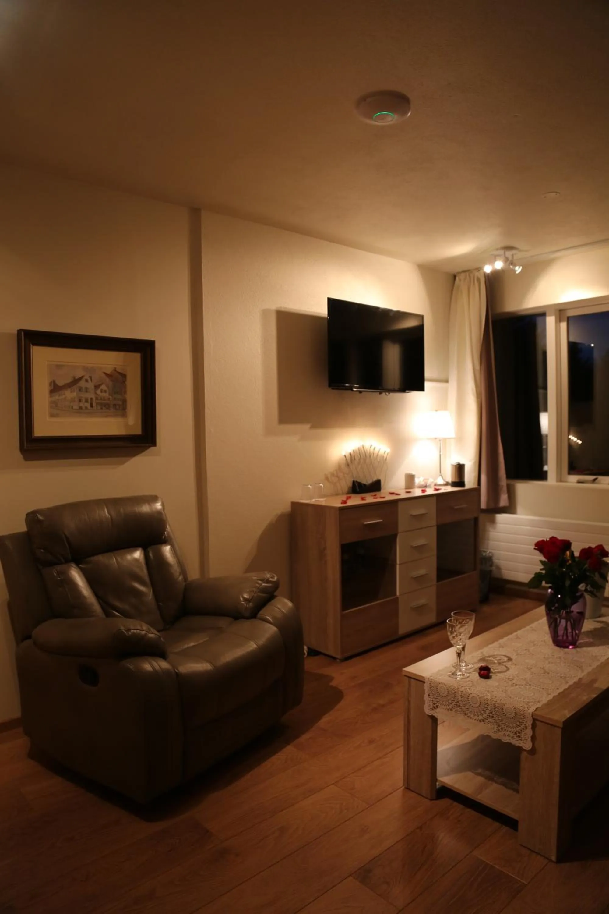 Hotel Kjarnalundur- Aurora Dream - Lodges and Rooms