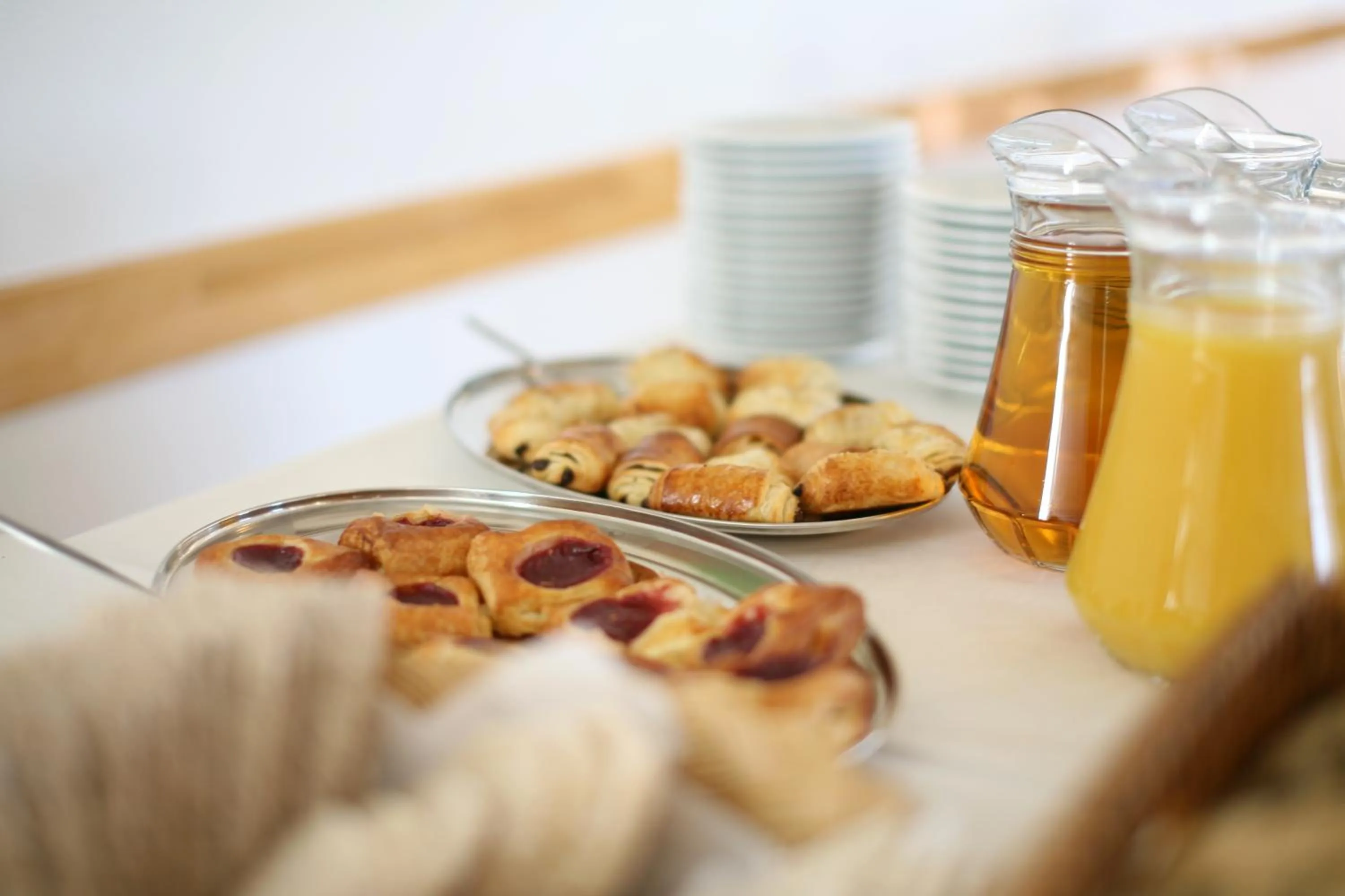 Restaurant/places to eat in Hotel Kjarnalundur- Aurora Dream - Lodges and Rooms