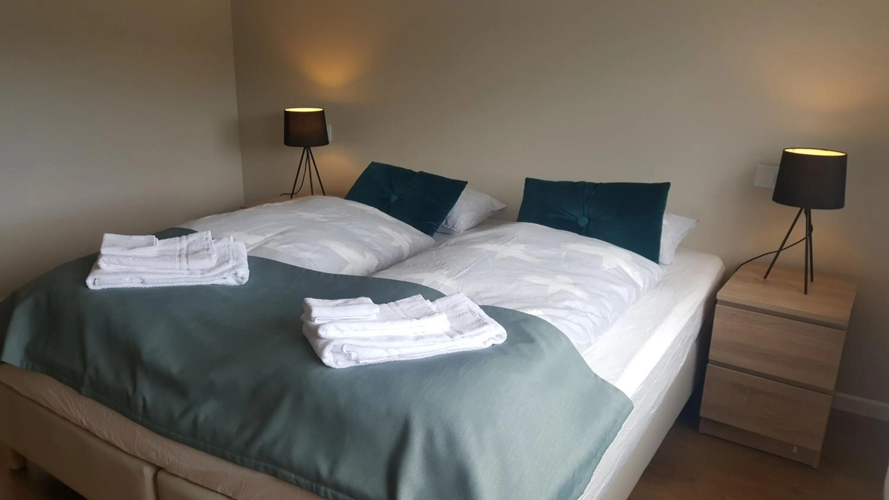 Bedroom, Bed in Hotel Kjarnalundur- Aurora Dream - Lodges and Rooms