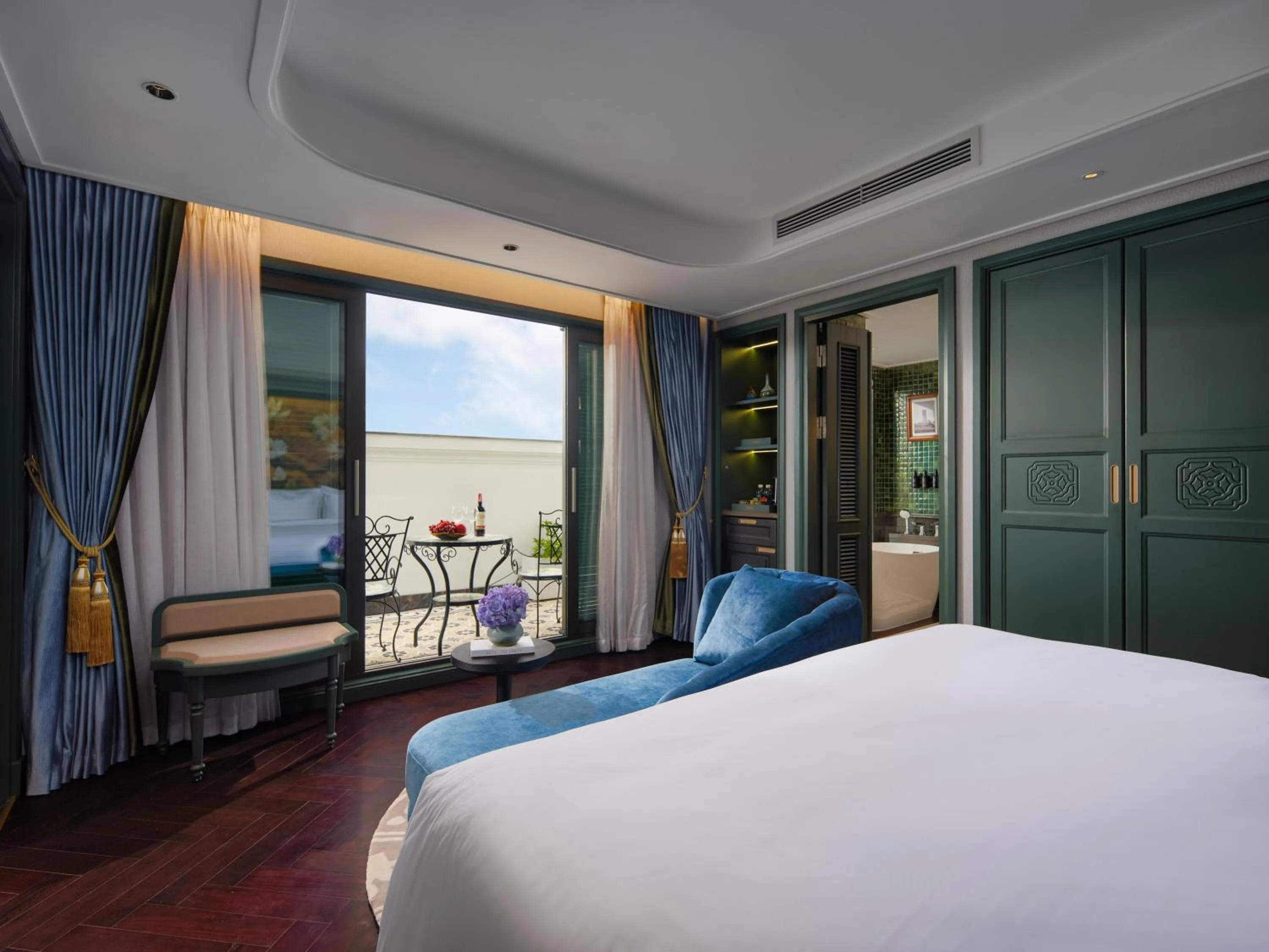 View (from property/room), Bed in Tonkin Luxury Boutique Hotel & Spa
