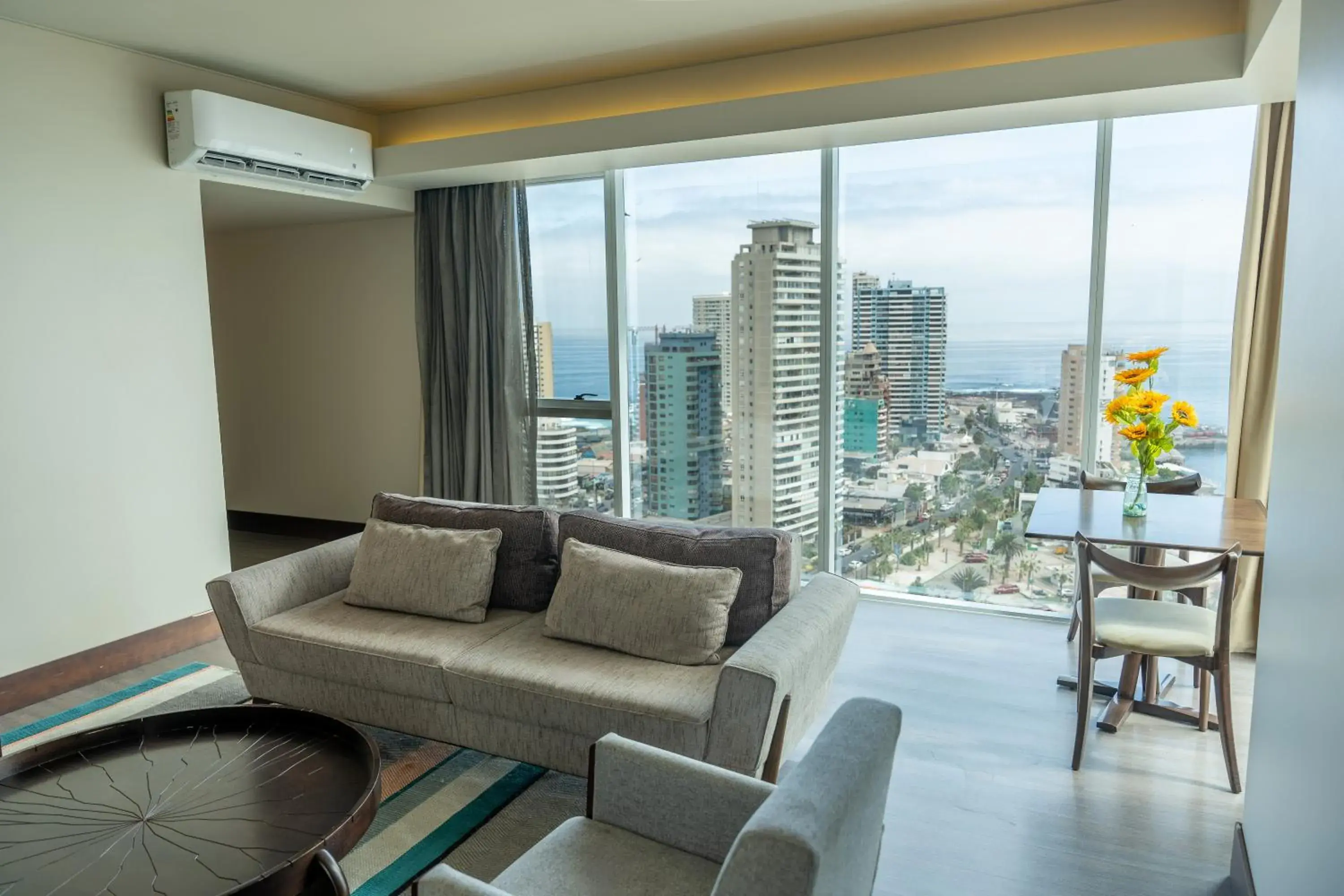 Premium King Suite with Sea View in Hotel Terrado Cavancha Premium King Suite with Sea View in Hotel Terrado Cavancha