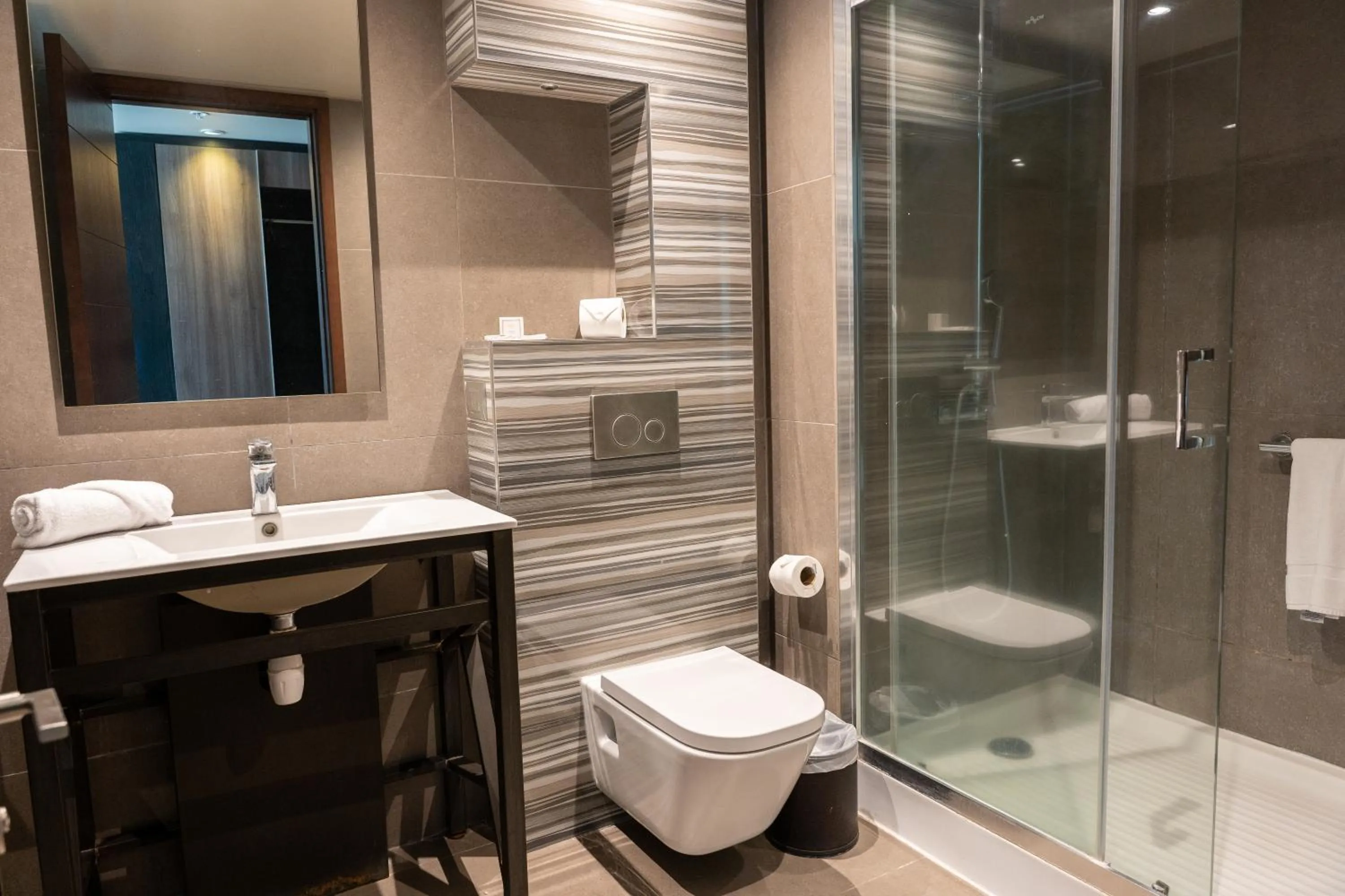 Toilet in Hotel Terrado Cavancha