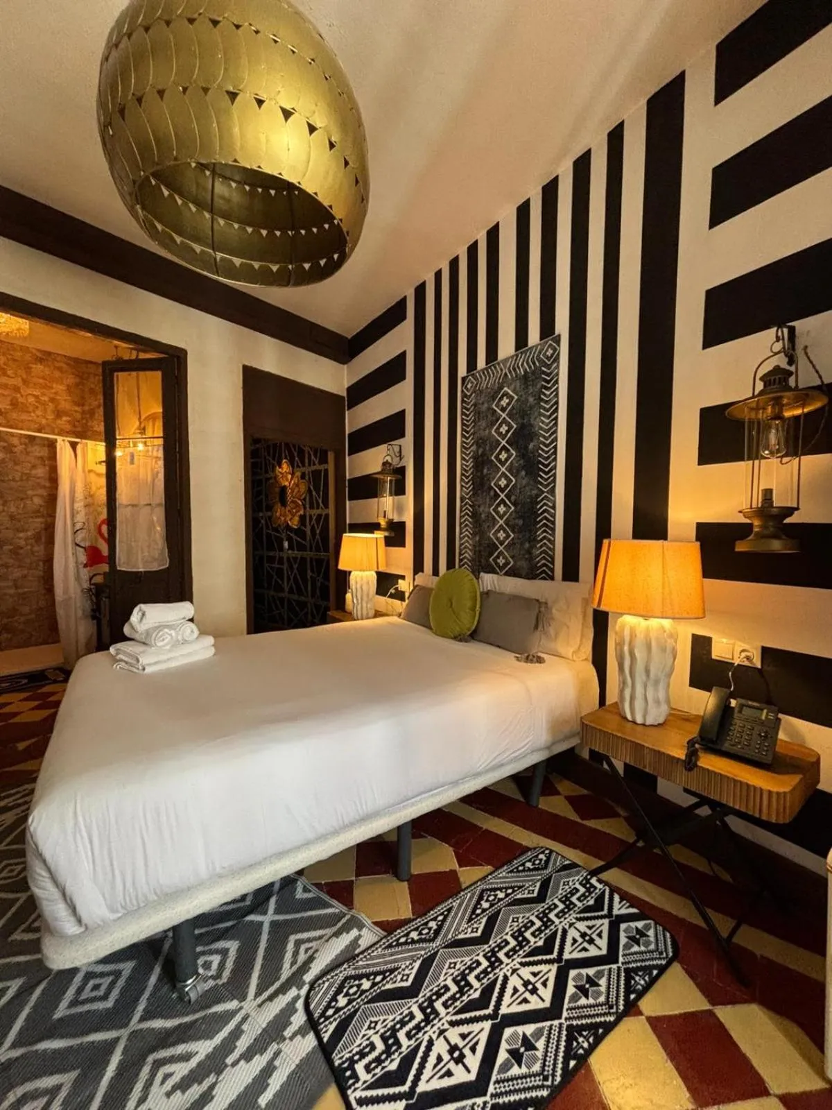 Bed in Hotel Life Gran Via - Tropical garden