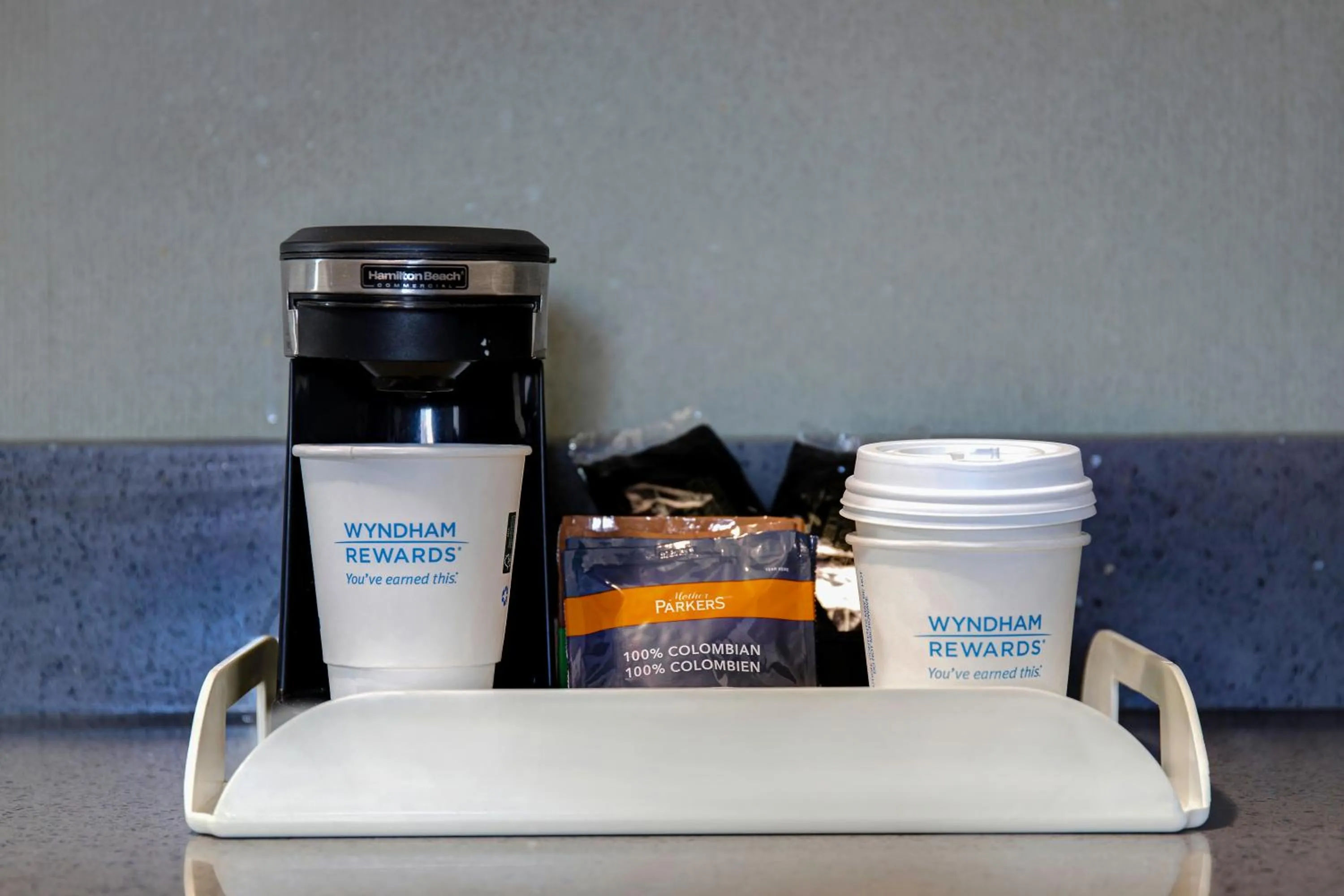 Coffee/tea facilities in Days Inn by Wyndham Whitecourt