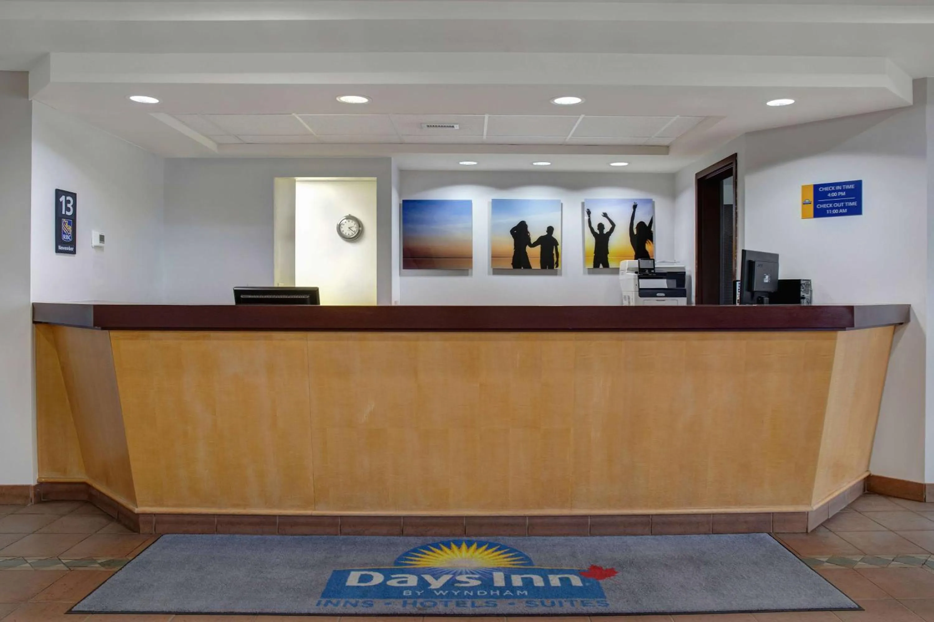Lobby or reception in Days Inn by Wyndham Whitecourt