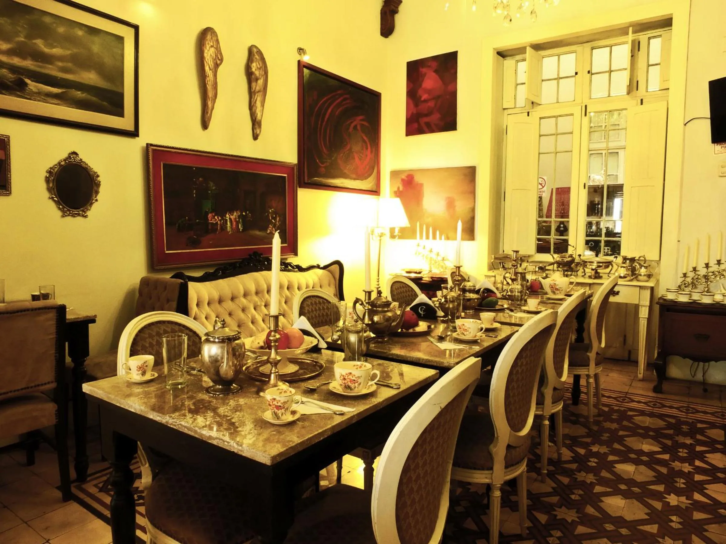 Restaurant/places to eat in Casa Falleri Boutique Hotel