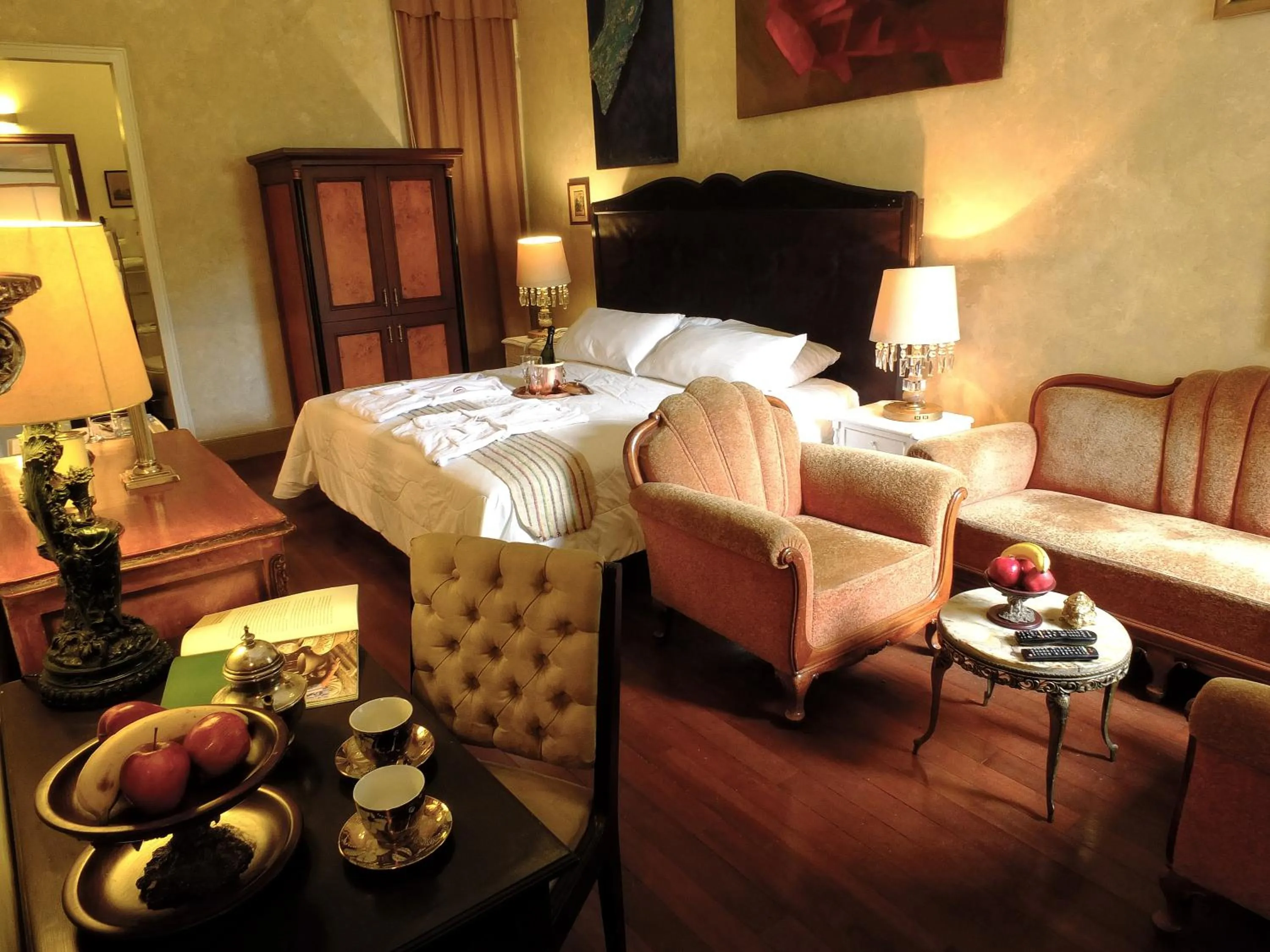 Photo of the whole room, Bed in Casa Falleri Boutique Hotel